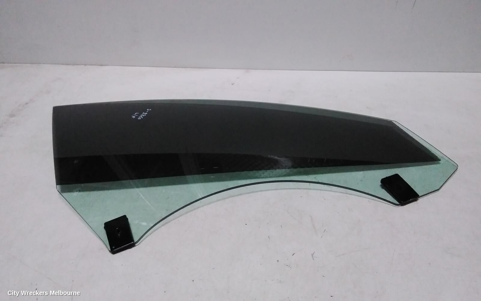 TESLA MODEL 3 2021 Right Front Door Window