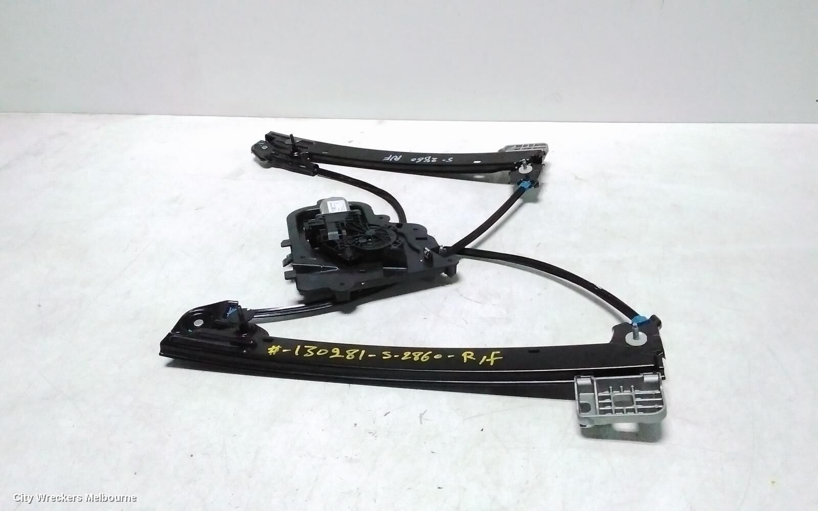 TESLA MODEL 3 2021 Right Front Window Reg/Motor