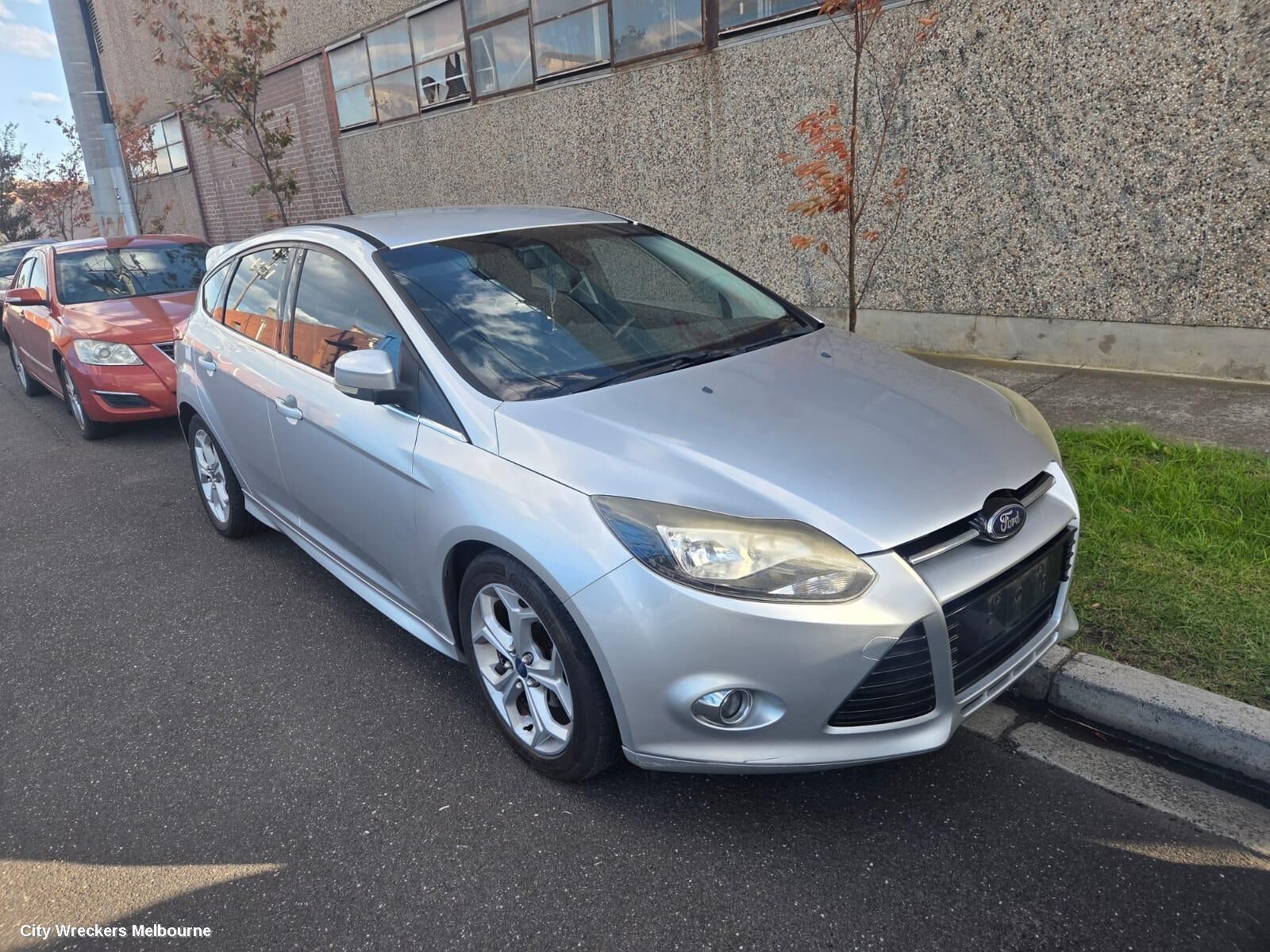 FORD FOCUS 2015 Glove Box