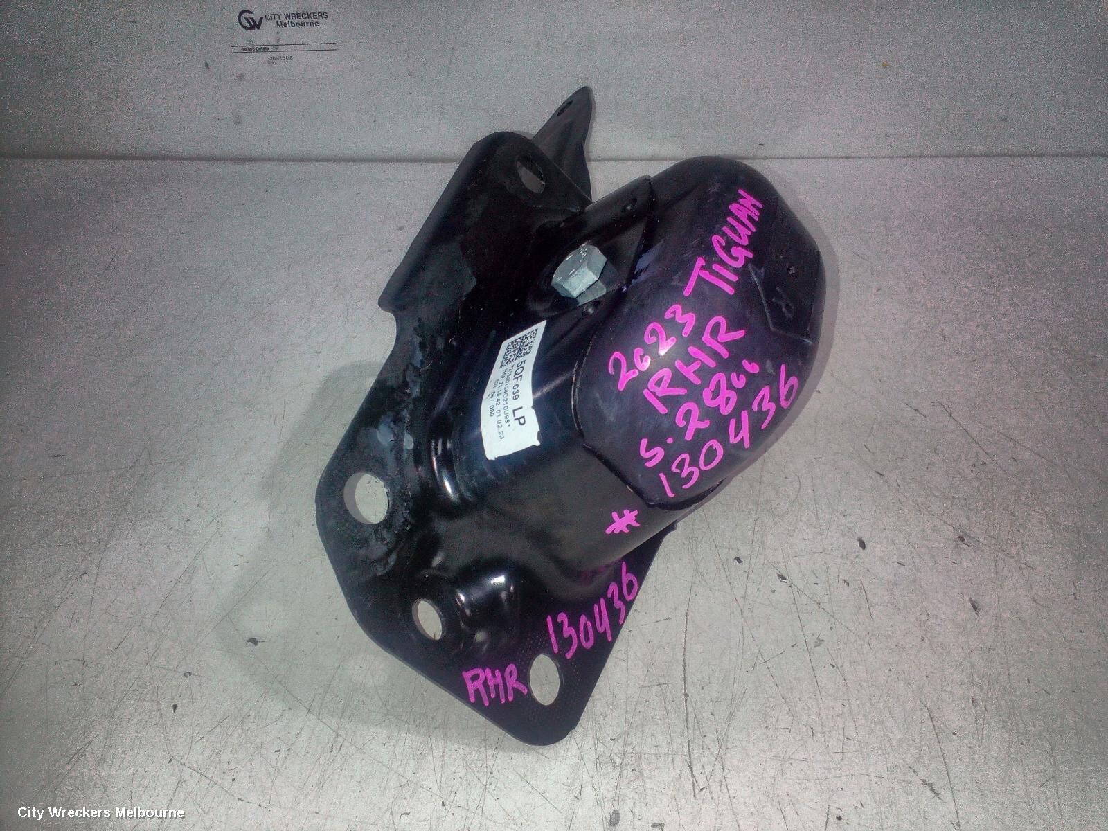 VOLKSWAGEN TIGUAN 2023 Right Rear Trailing Arm