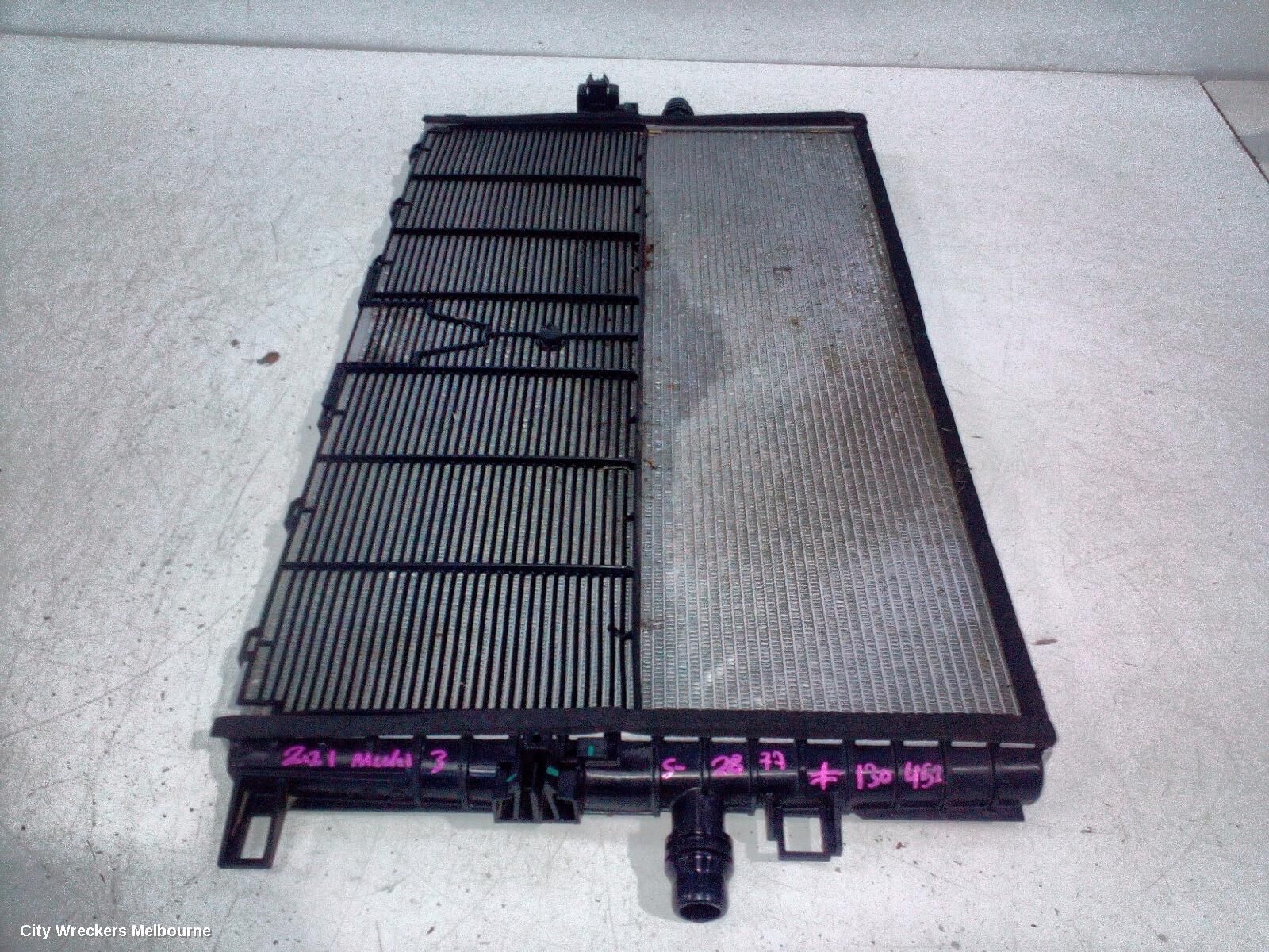 TESLA MODEL 3 2021 Radiator