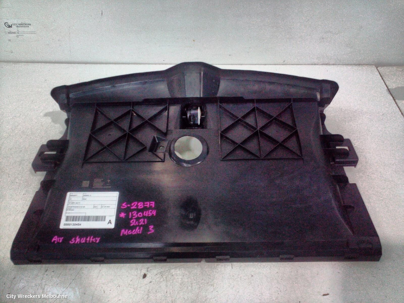 TESLA MODEL 3 2021 Misc