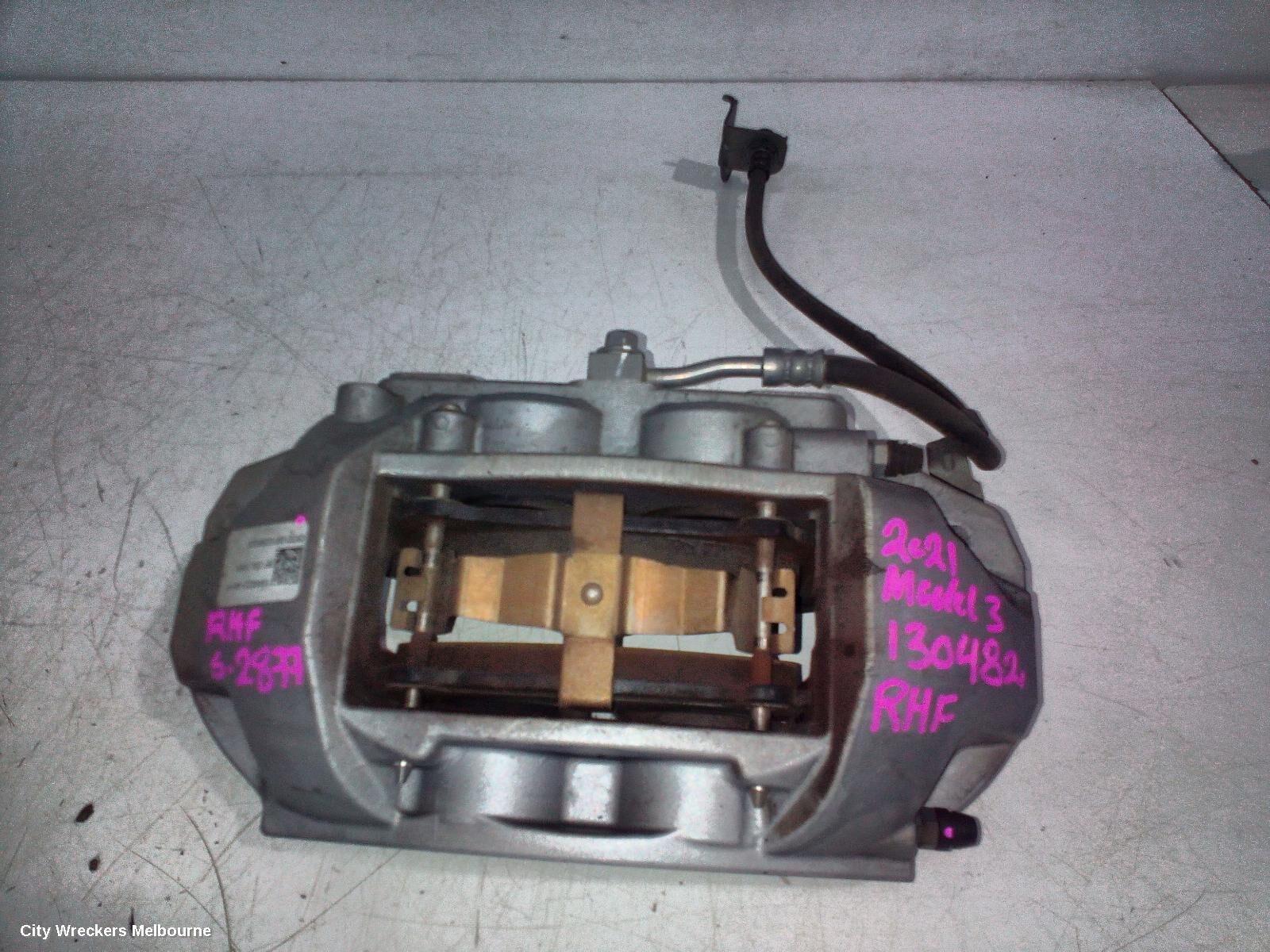 TESLA MODEL 3 2021 Caliper