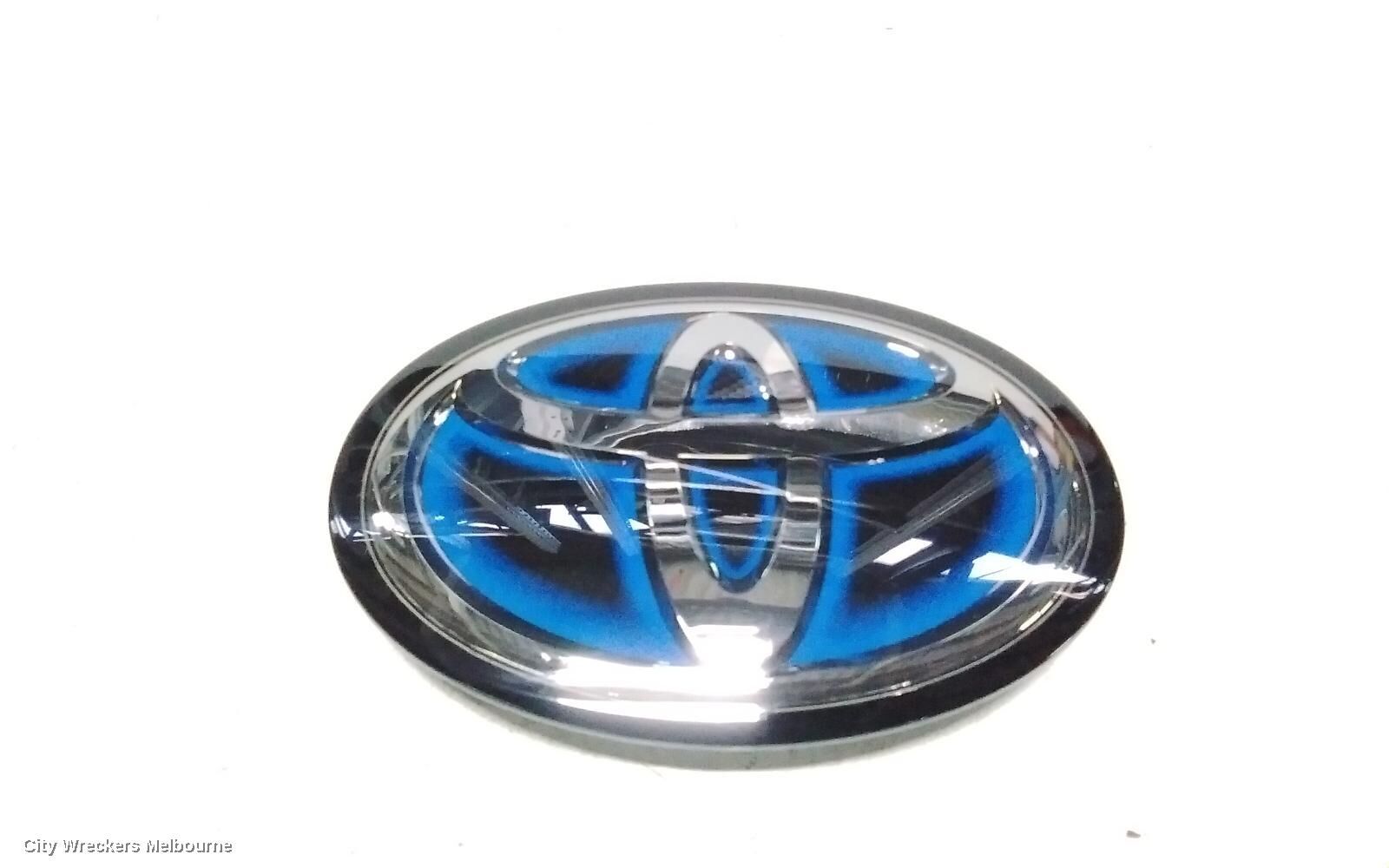 TOYOTA COROLLA CROSS 2023 Badge