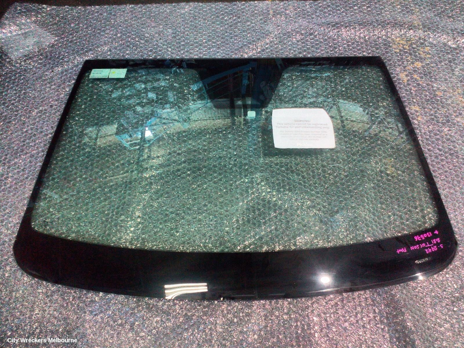 HYUNDAI TUCSON 2021 Windshield