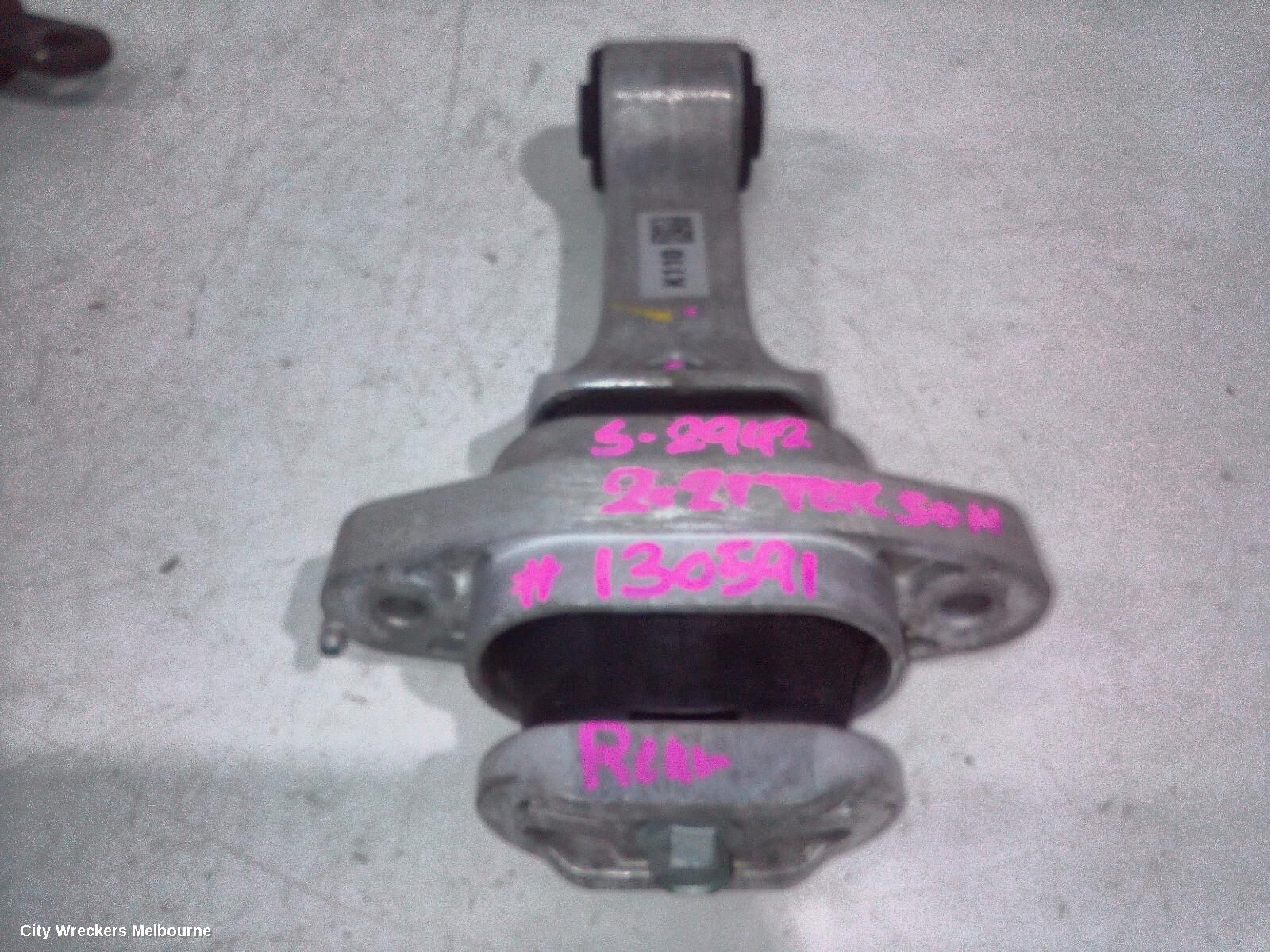 HYUNDAI TUCSON 2021 Mount