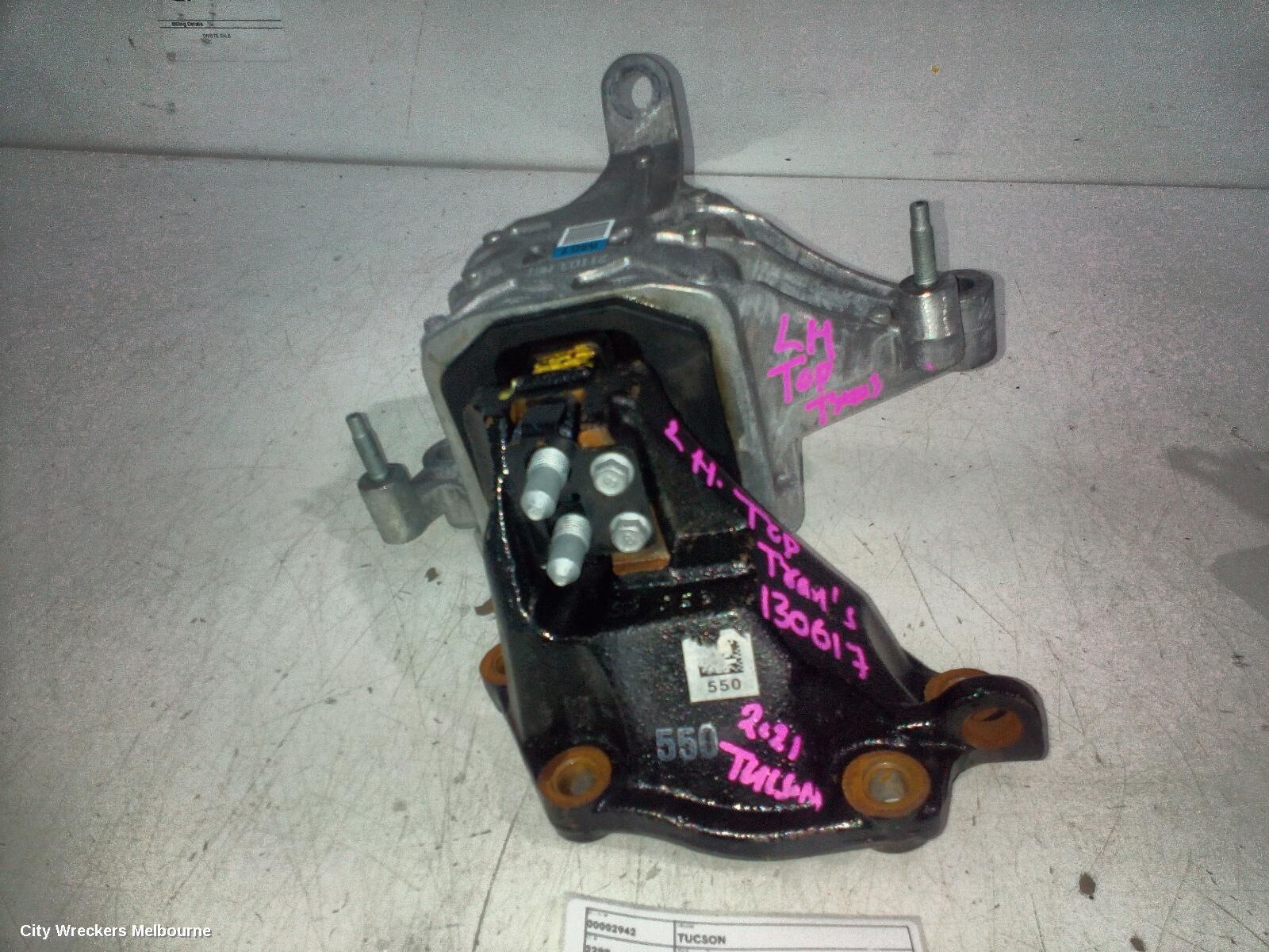 HYUNDAI TUCSON 2021 Mount