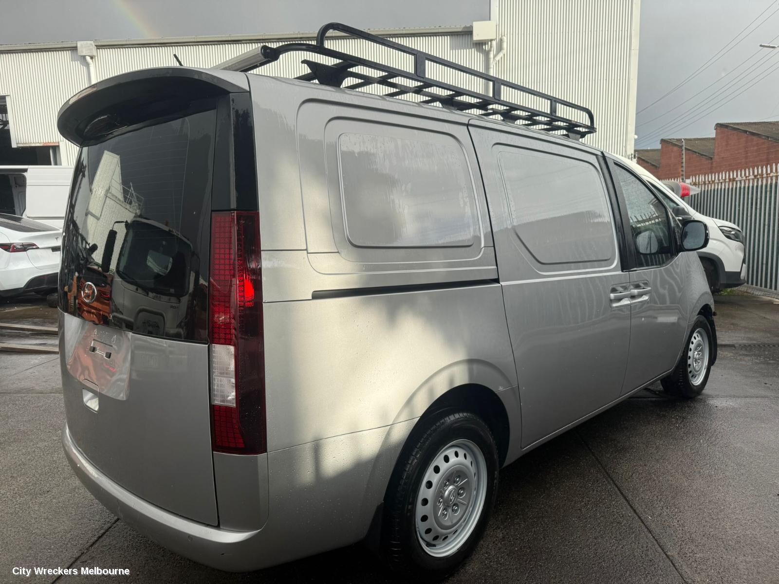 HYUNDAI STARIA 2022 Left Front Door