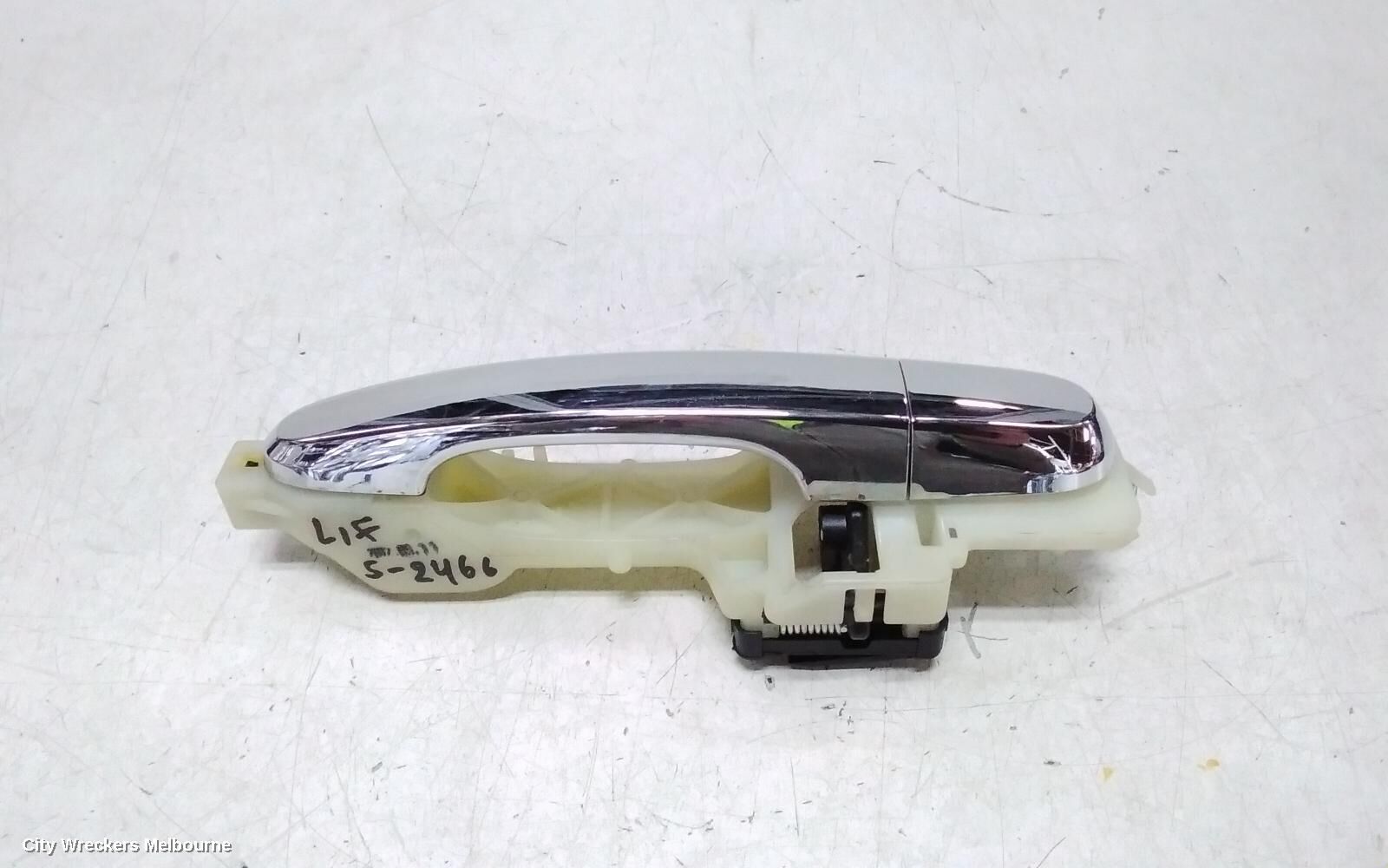 KIA SORENTO 2012 Door Handle