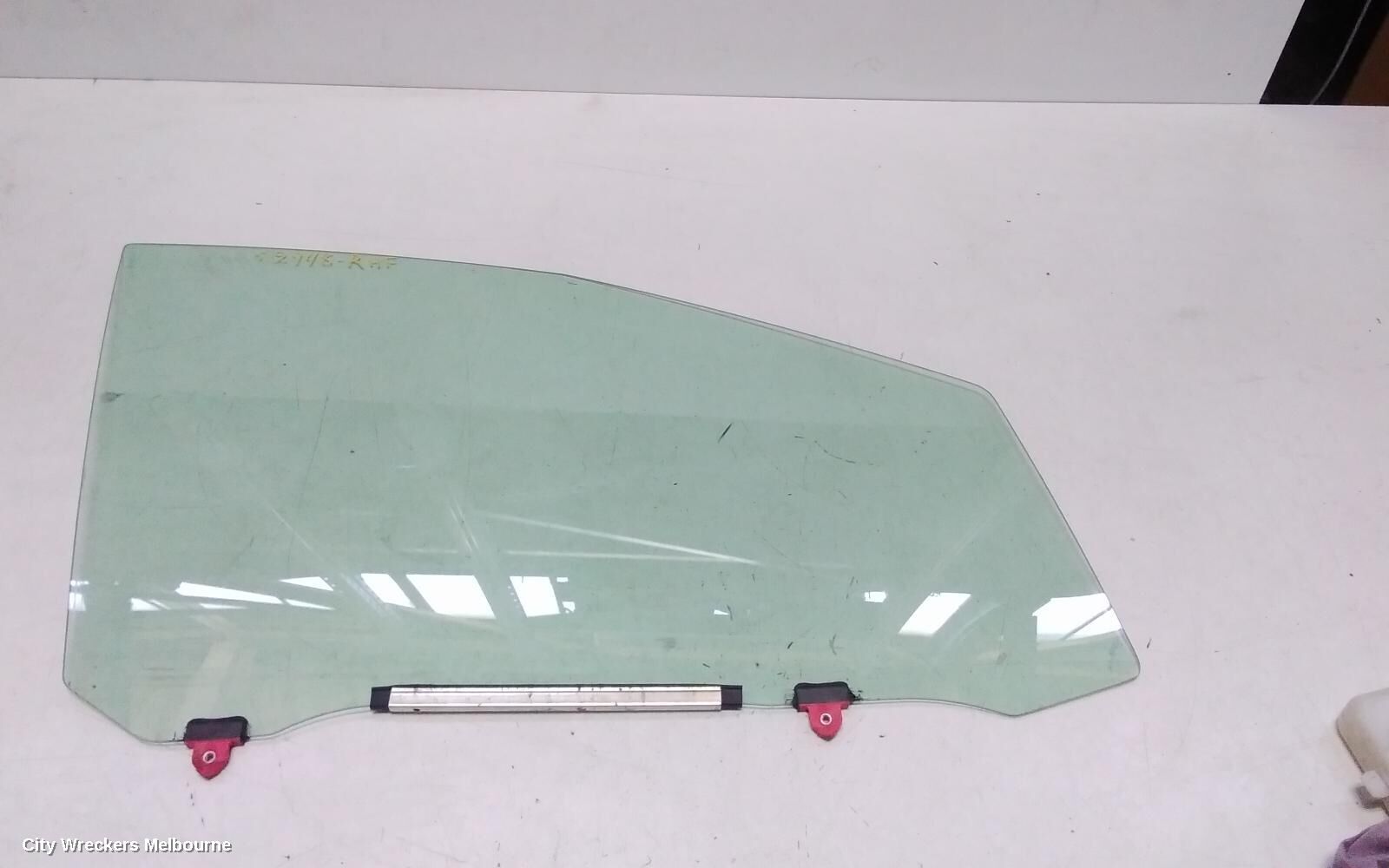 TOYOTA ESTIMA 2008 Right Front Door Window