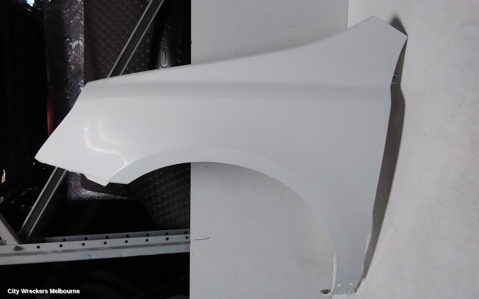 KIA CARNIVAL/GRAND CARNIVAL 2013 Left Guard