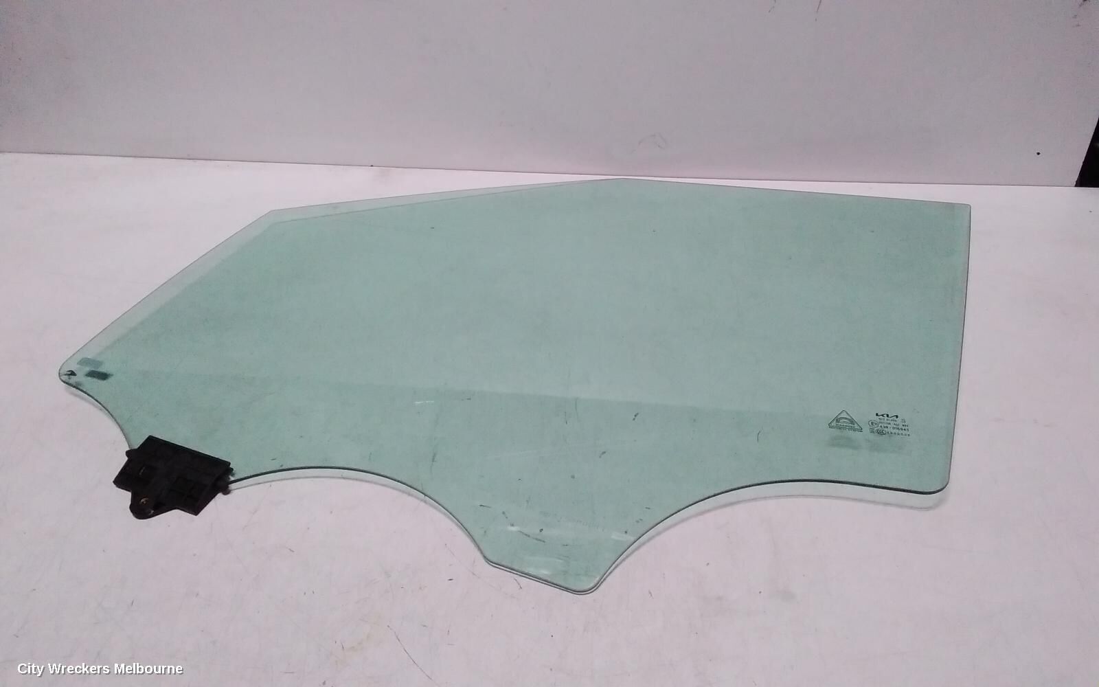 KIA CARNIVAL/GRAND CARNIVAL 2022 Left Front Door Window