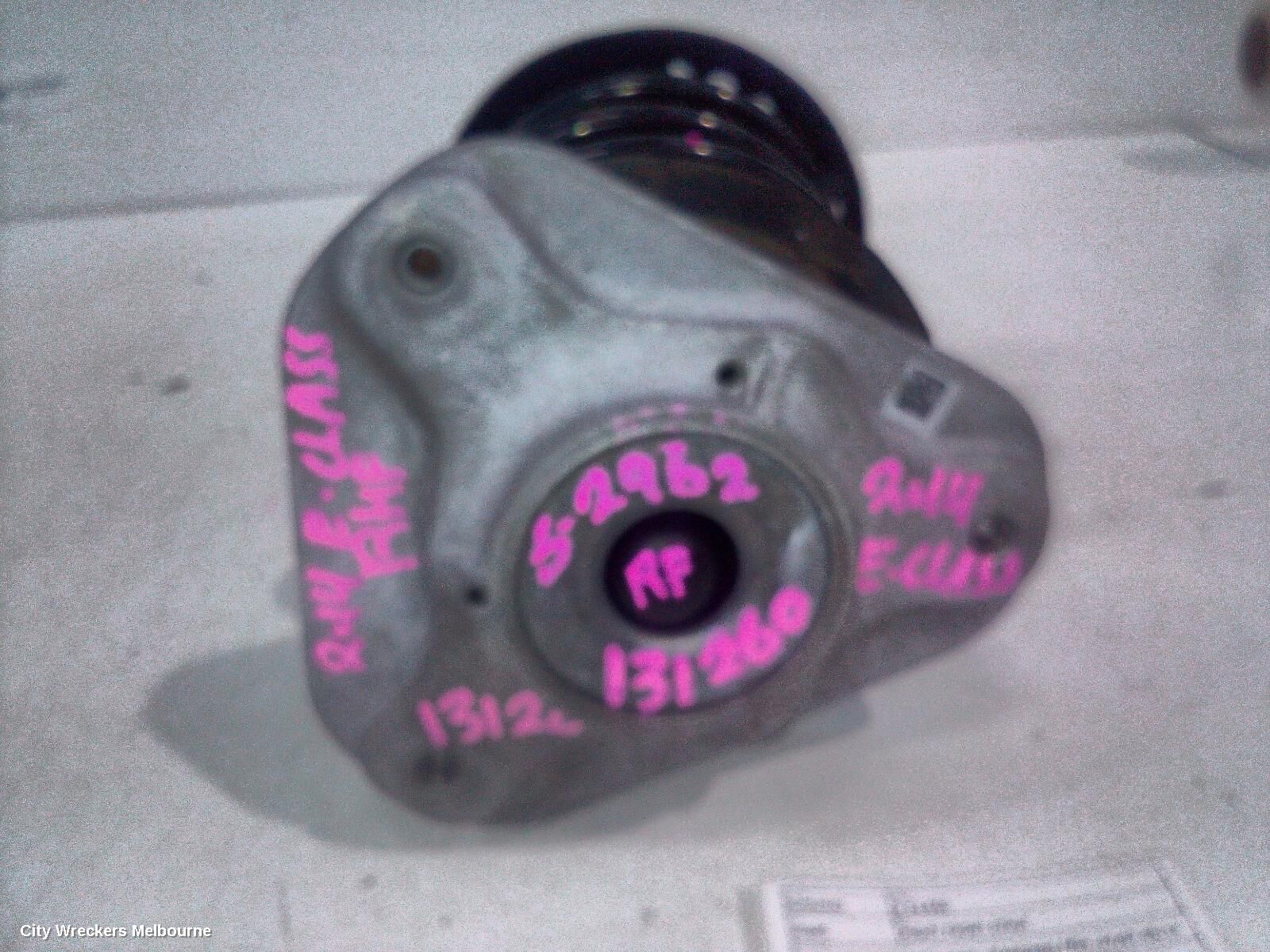 MERCEDES E CLASS 2014 Right Front Strut