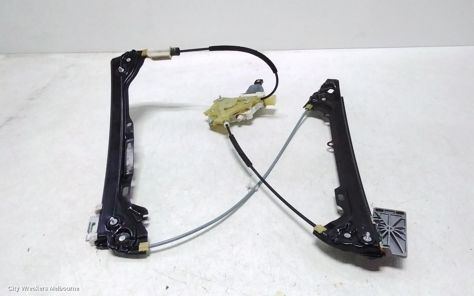 BMW 3 SERIES 2010 Left Front Window Reg/Motor