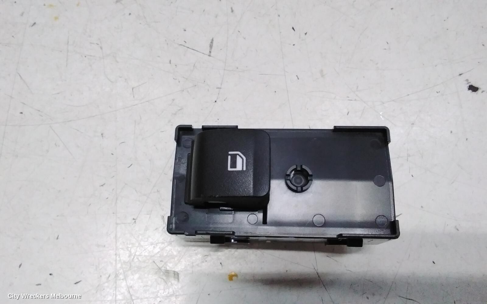 HYUNDAI TUCSON 2024 Pwr Dr Wind Switch