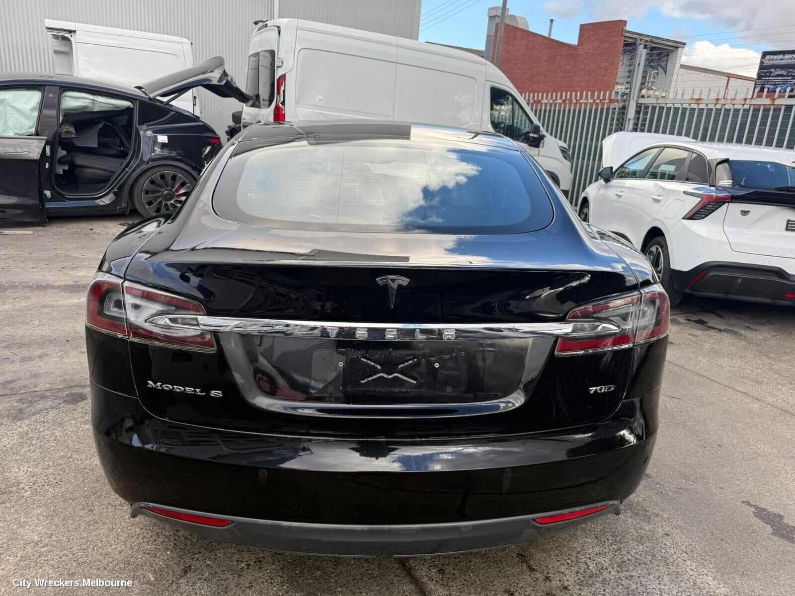 TESLA MODEL S 2015 Bonnet