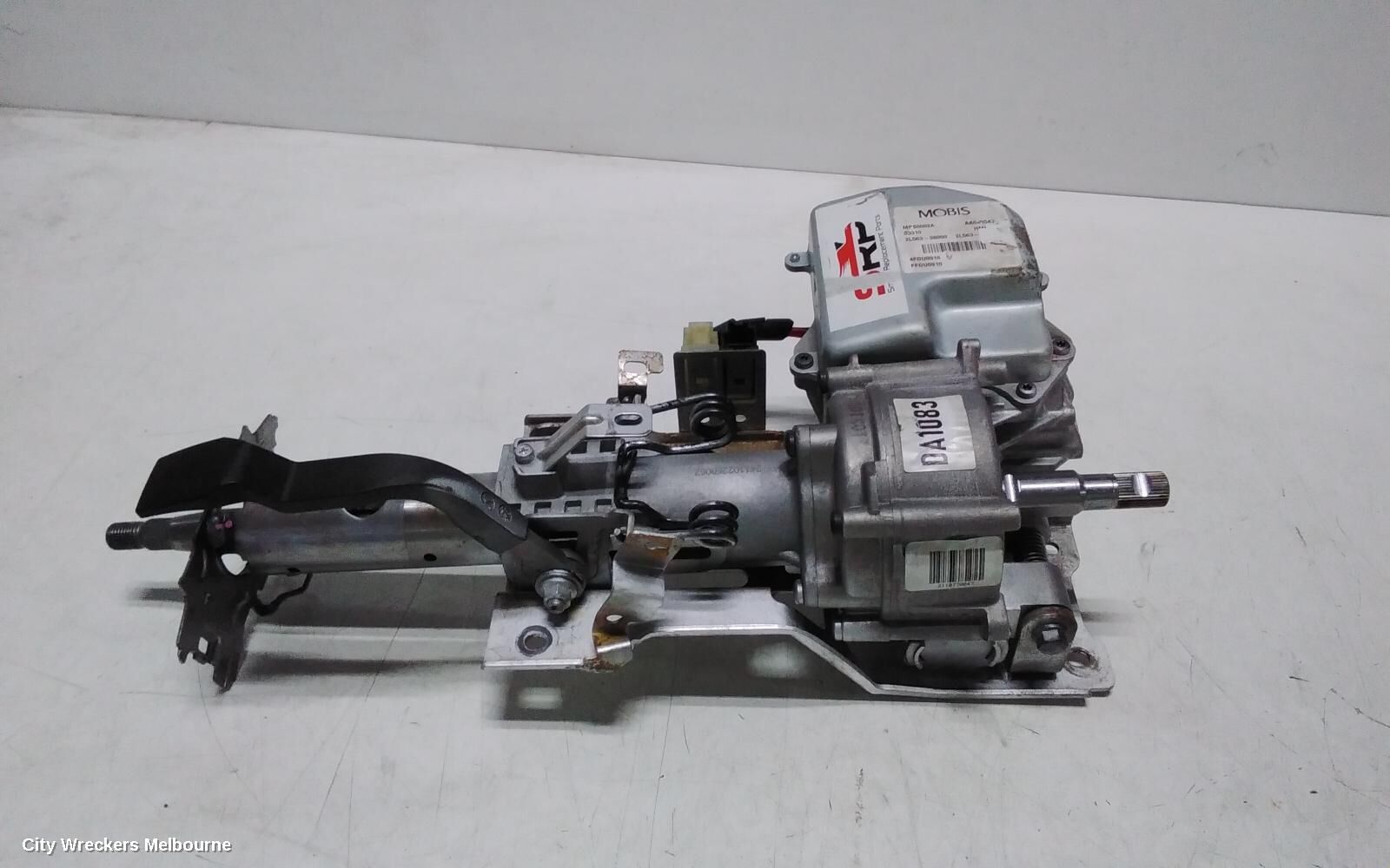 HYUNDAI I30 2010 Column