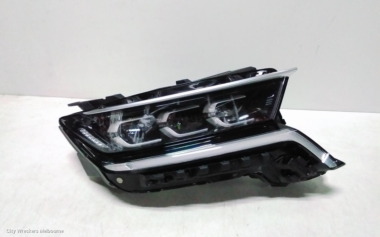 KIA SORENTO 2020 Right Headlamp