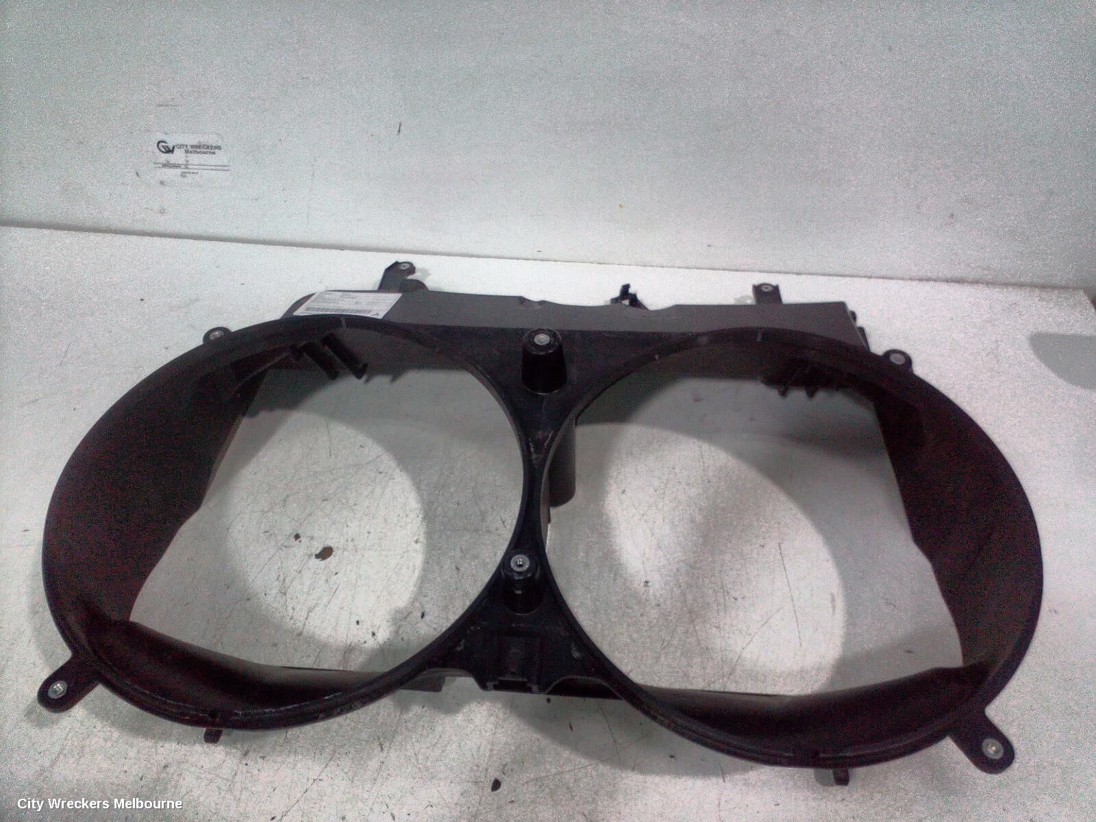 TOYOTA HIACE 2012 Fan Shroud