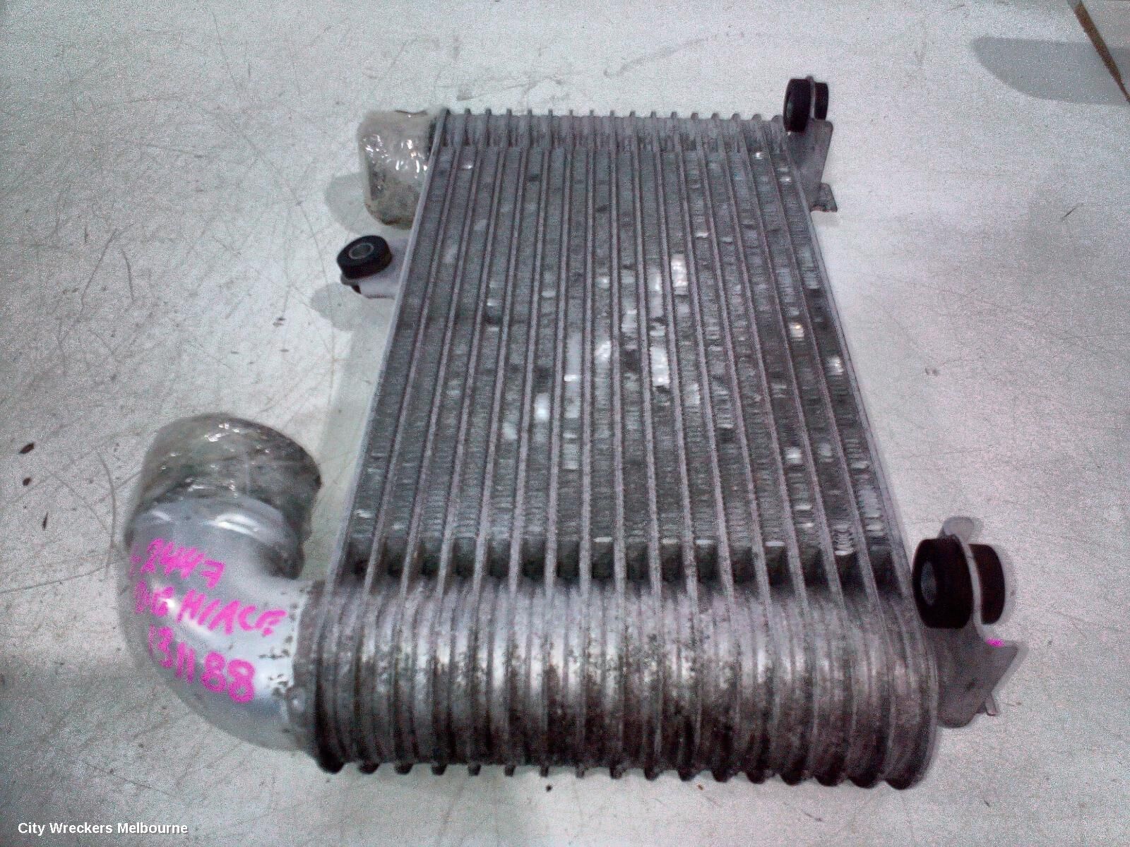 TOYOTA HIACE 2012 Intercooler
