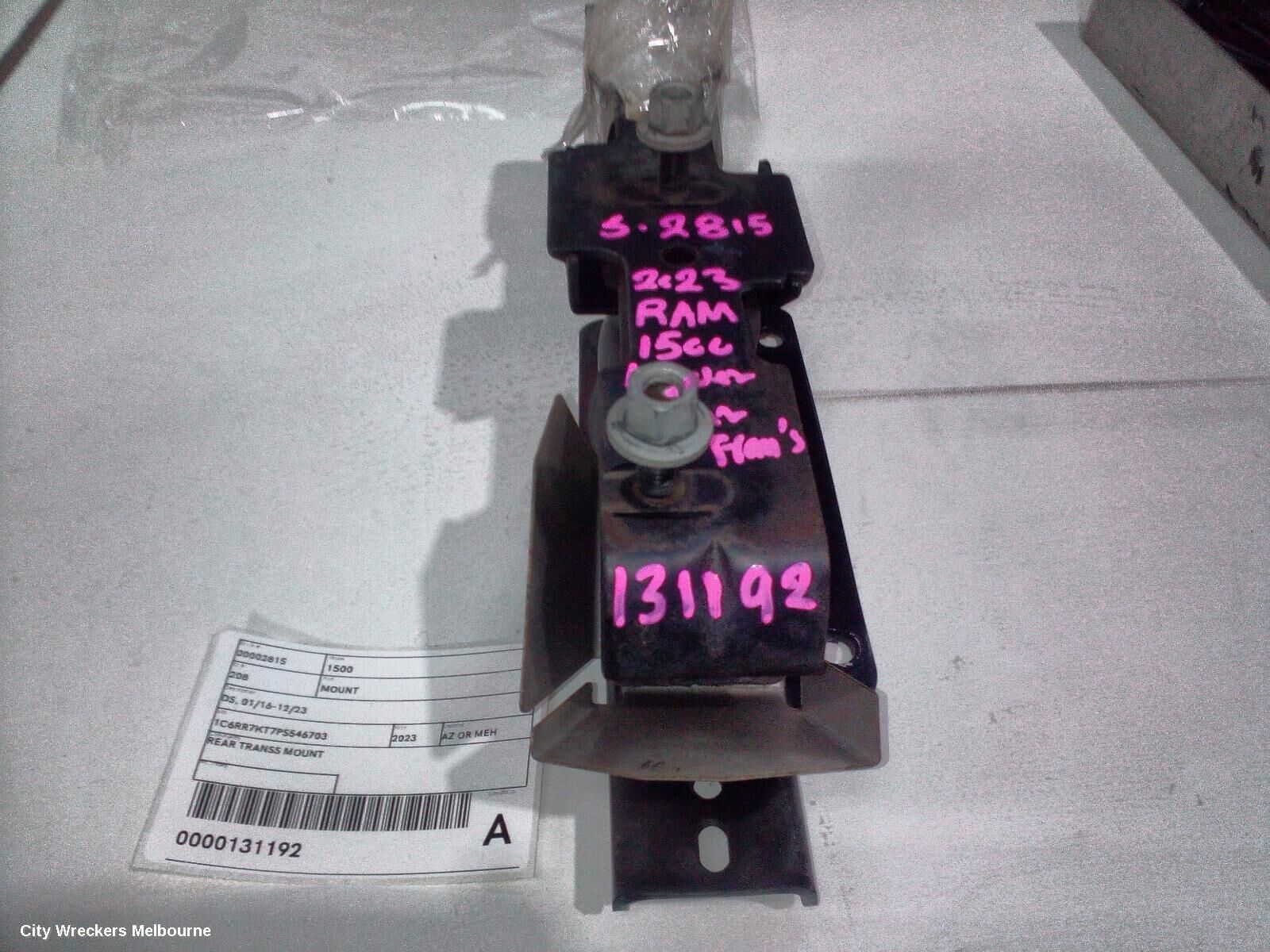 RAM 1500 2023 Mount