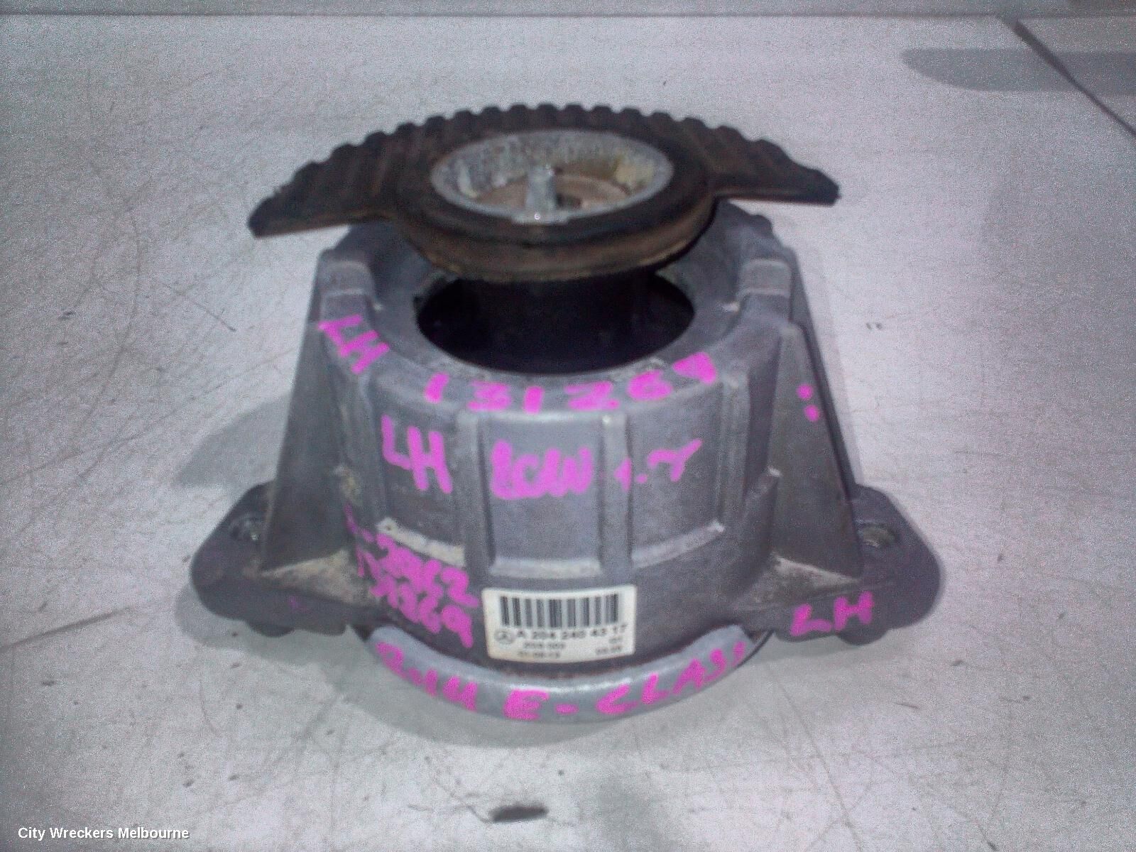 MERCEDES E CLASS 2014 Mount