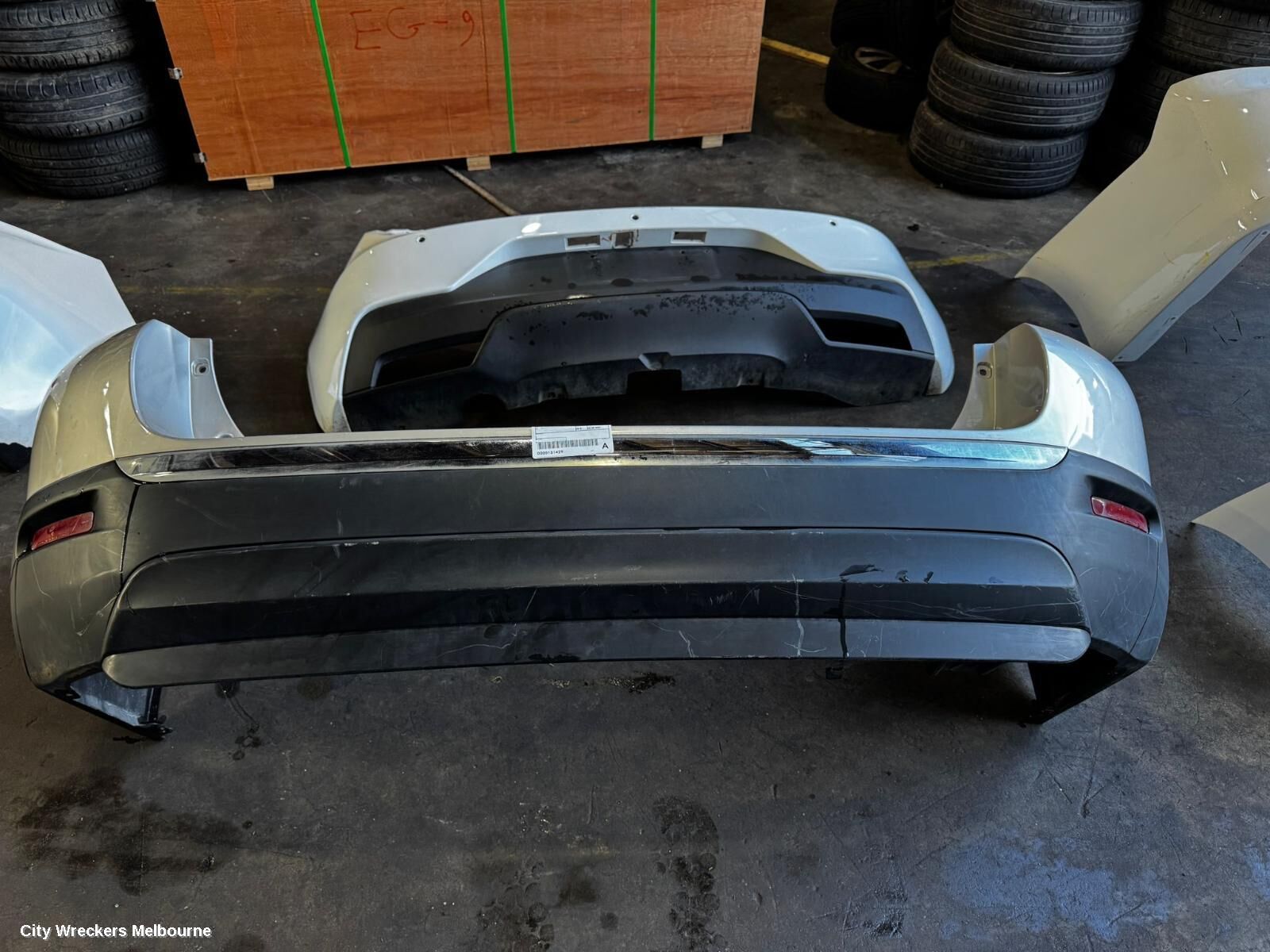 TOYOTA KLUGER 2012 Rear Bumper