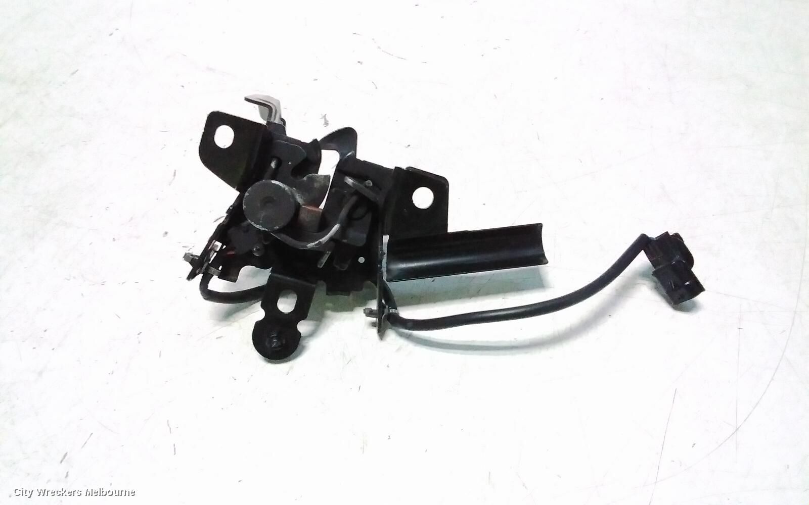 SUBARU FORESTER 2019 Bonnet Lock/Support