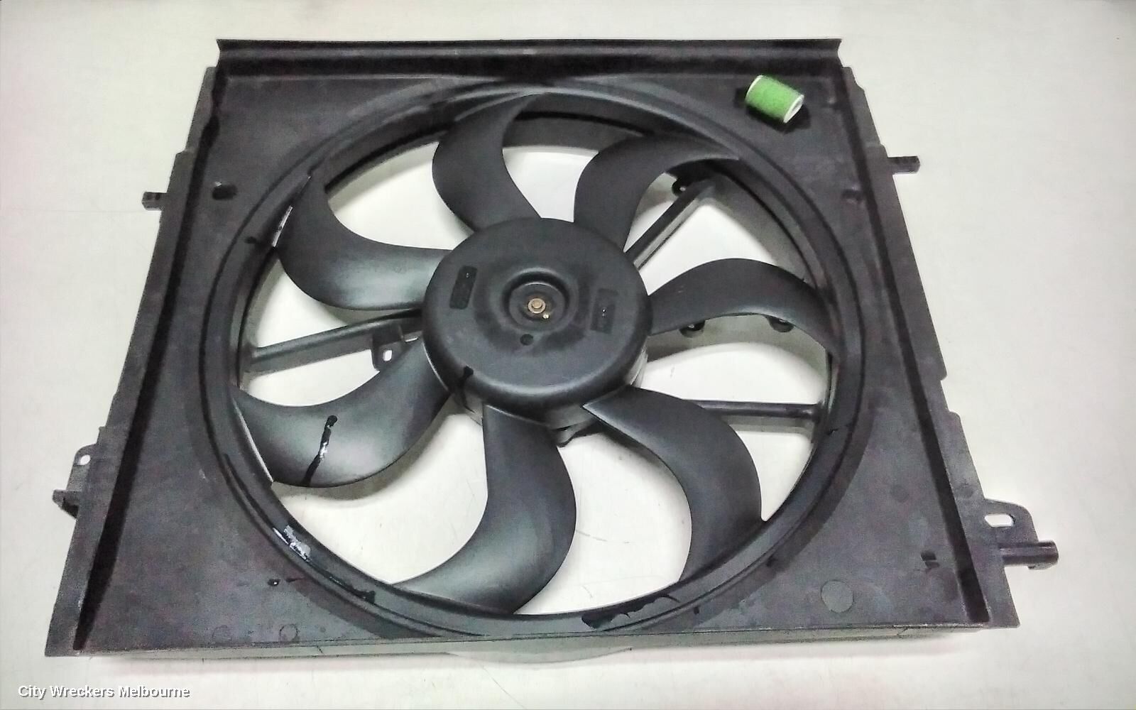 NISSAN QASHQAI 2020 Fan