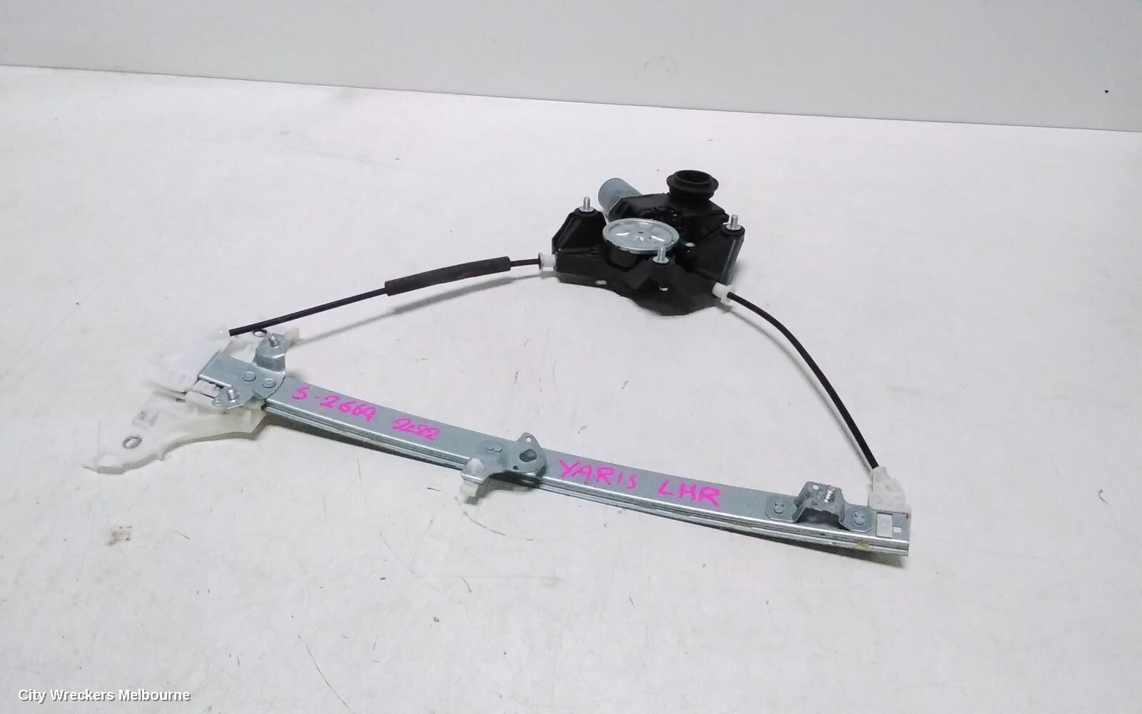 TOYOTA YARIS 2022 Left Rear Wnd Reg/Motor