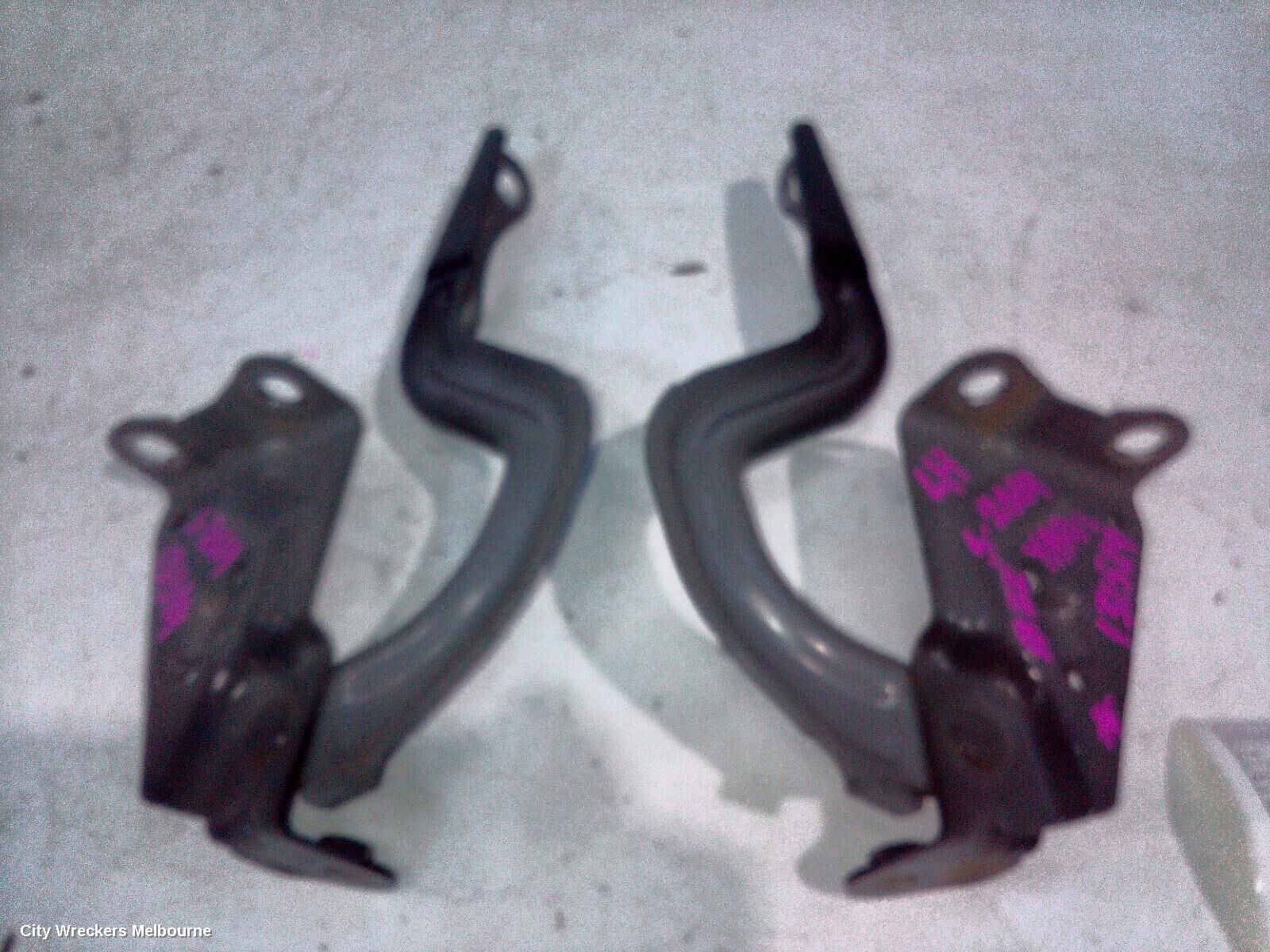 TOYOTA YARIS 2022 Bonnet Hinge/Strut