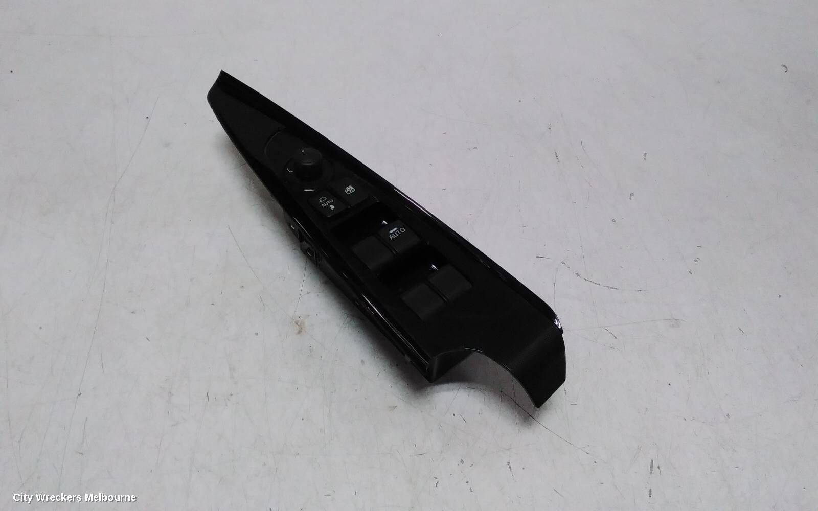 MAZDA 2 2017 Pwr Dr Wind Switch