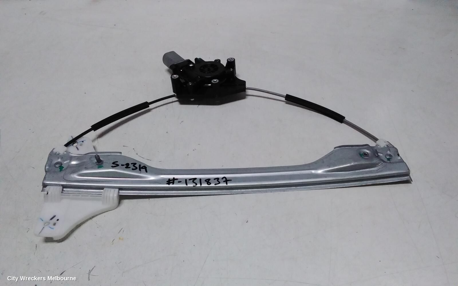 MG ZS 2022 Left Front Window Reg/Motor