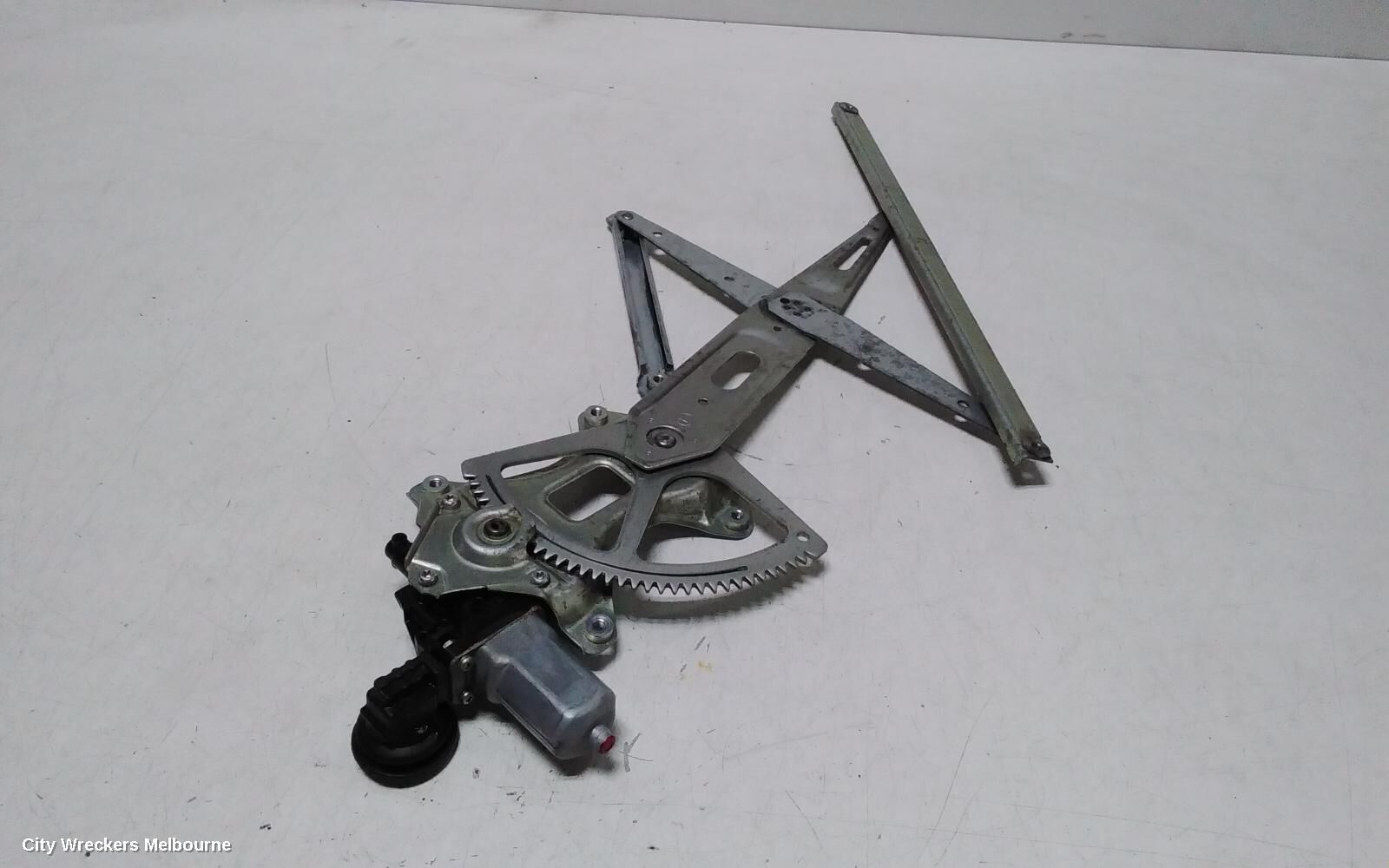 TOYOTA YARIS 2008 Right Front Window Reg/Motor