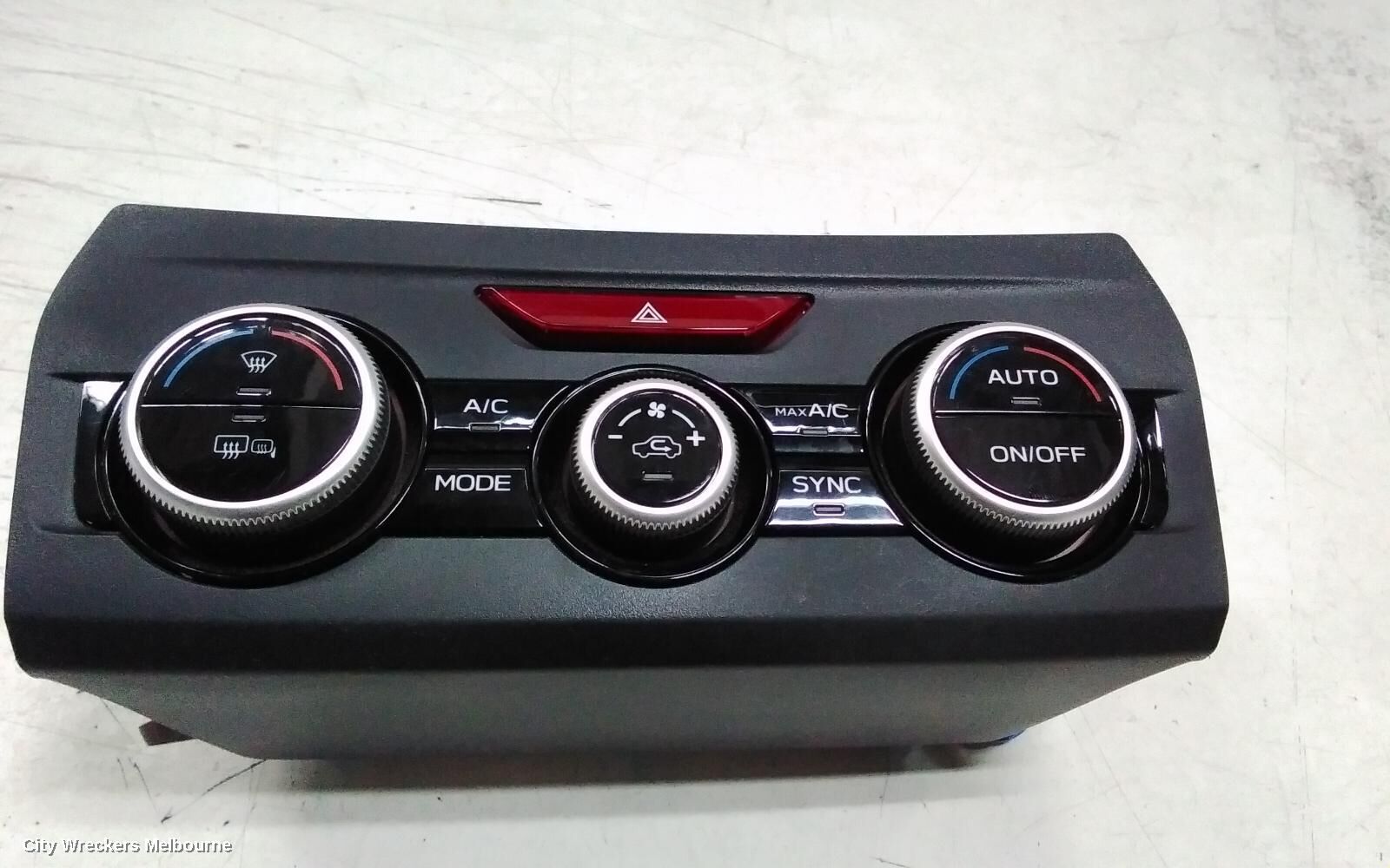 SUBARU XV 2018 Heater/Ac Controls