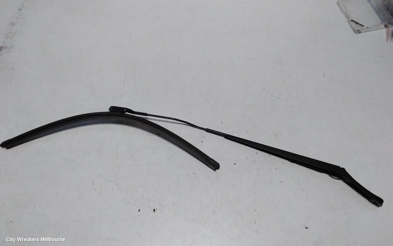 VOLKSWAGEN CRAFTER 2020 Wiper Arm