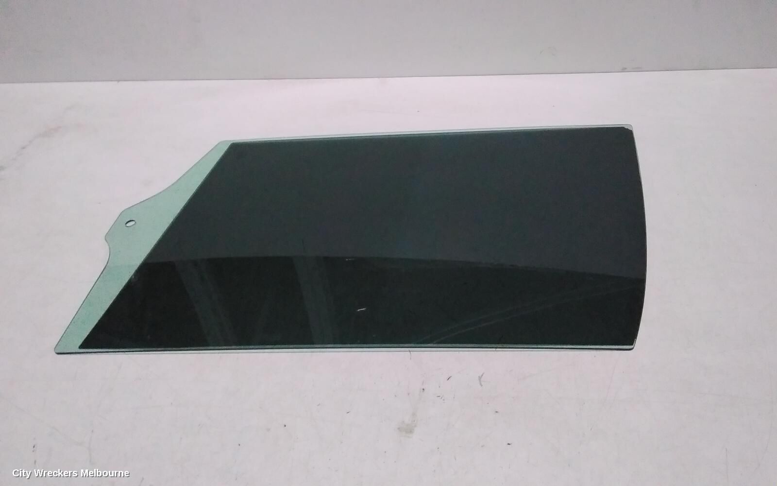 VOLKSWAGEN CRAFTER 2020 Right Front Door Window