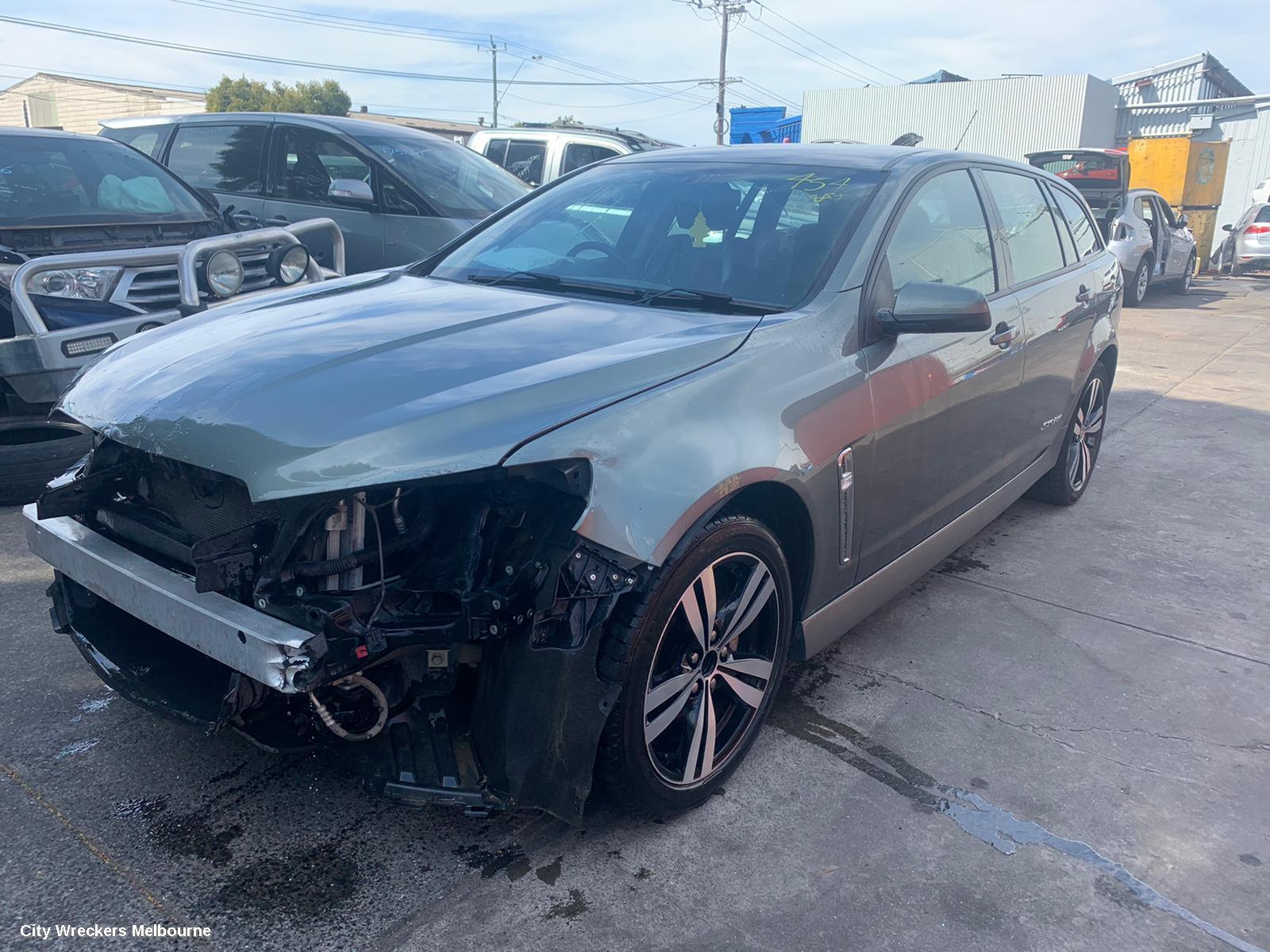 HOLDEN COMMODORE 2015 RIGHT_REAR_DOOR_SLIDING