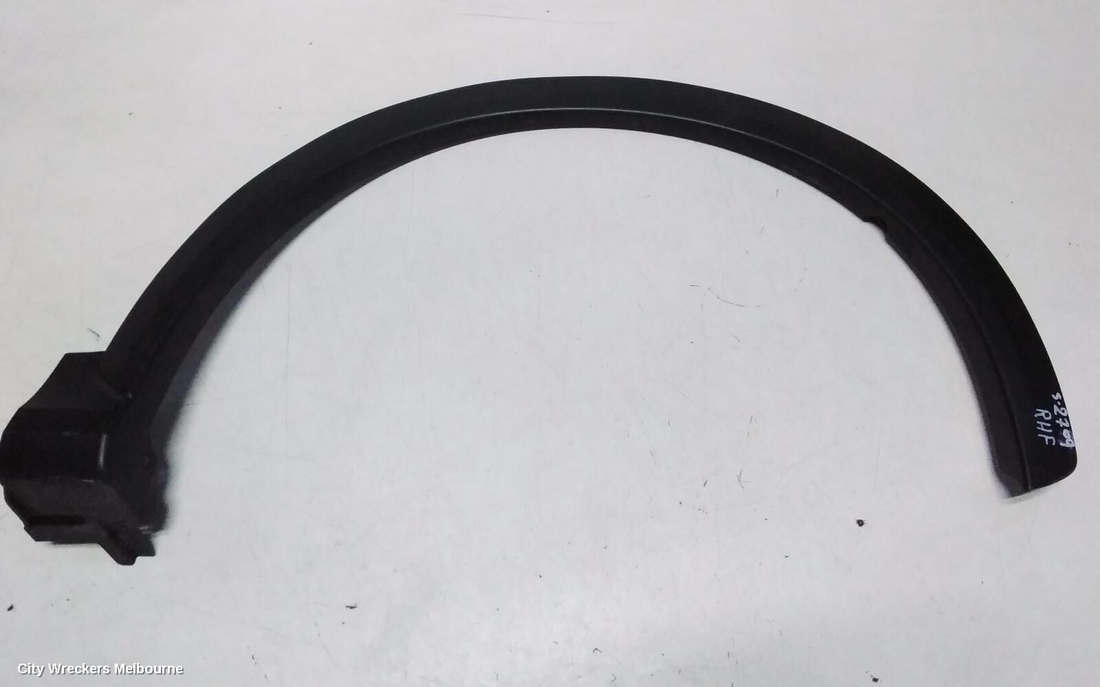 MITSUBISHI ECLIPSE CROSS 2018 Wheel Arch Flare