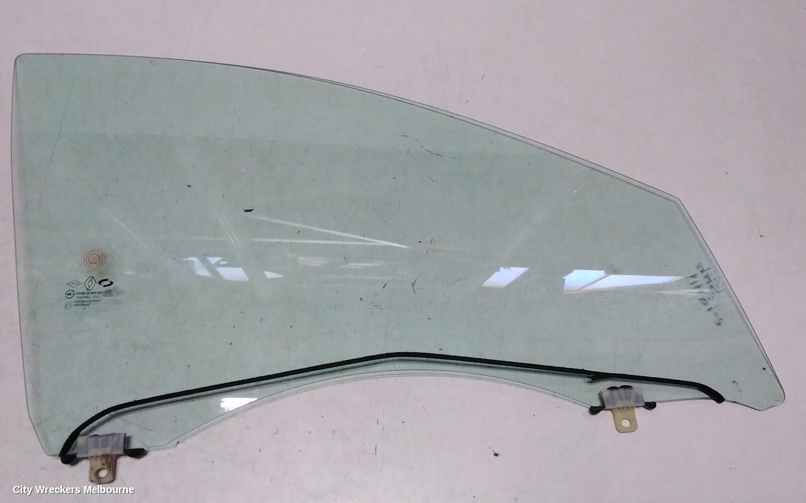 RENAULT FLUENCE 2011 Right Front Door Window