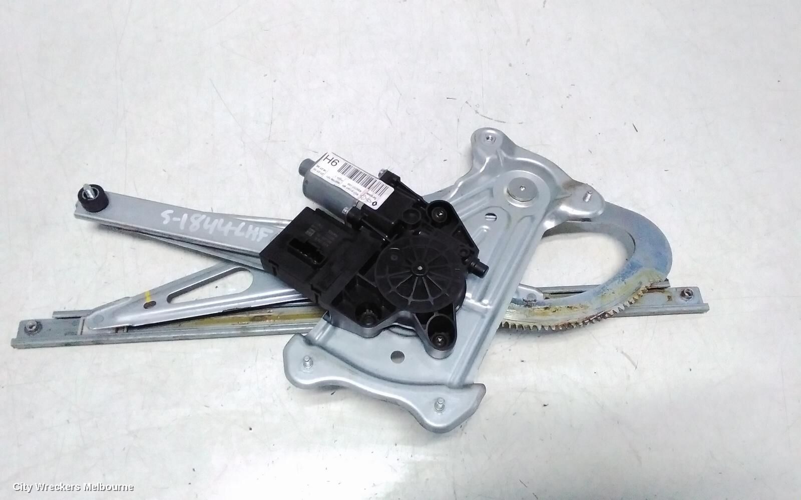 RENAULT FLUENCE 2011 Left Front Window Reg/Motor