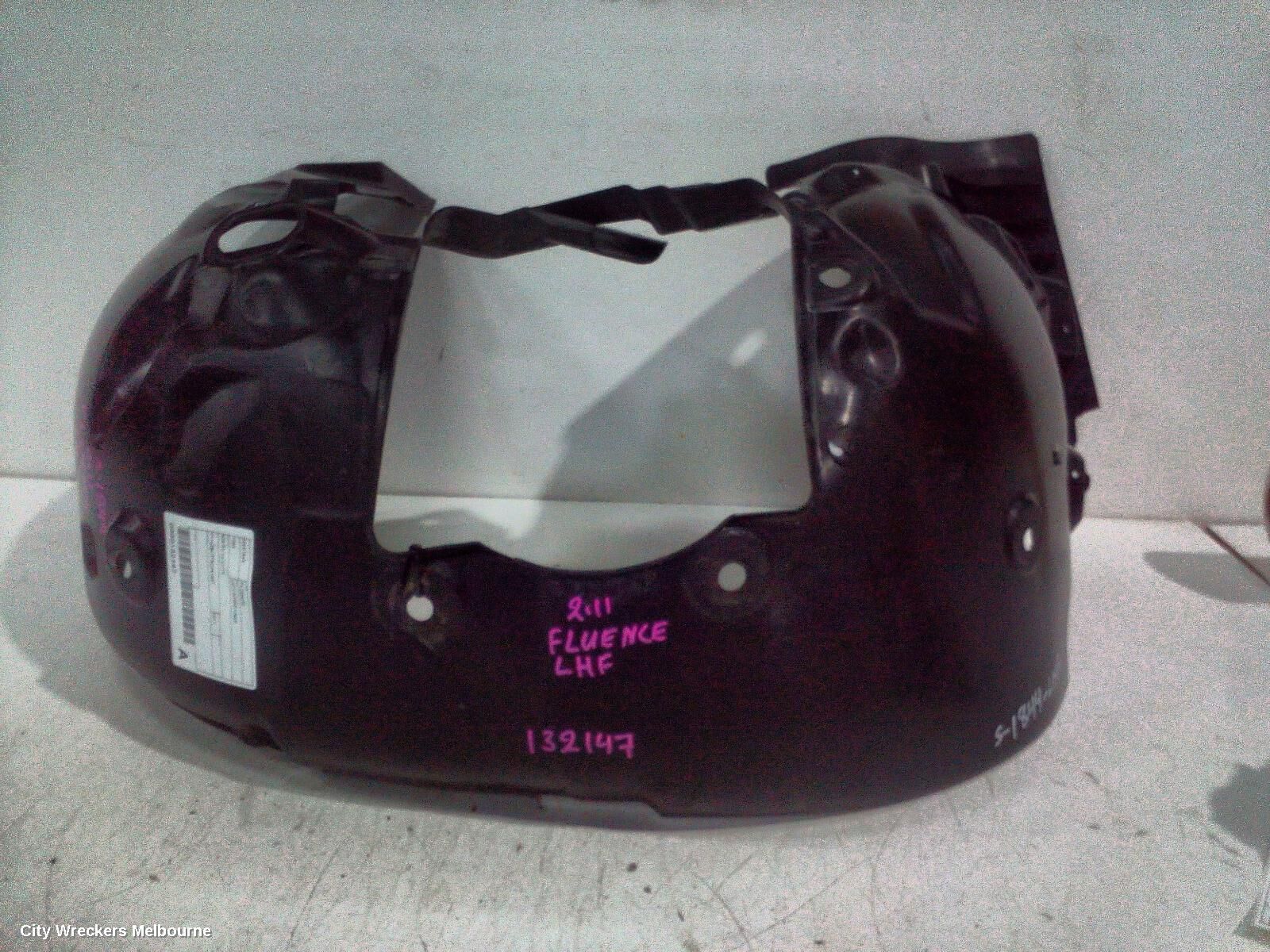 RENAULT FLUENCE 2011 Left Guard Liner