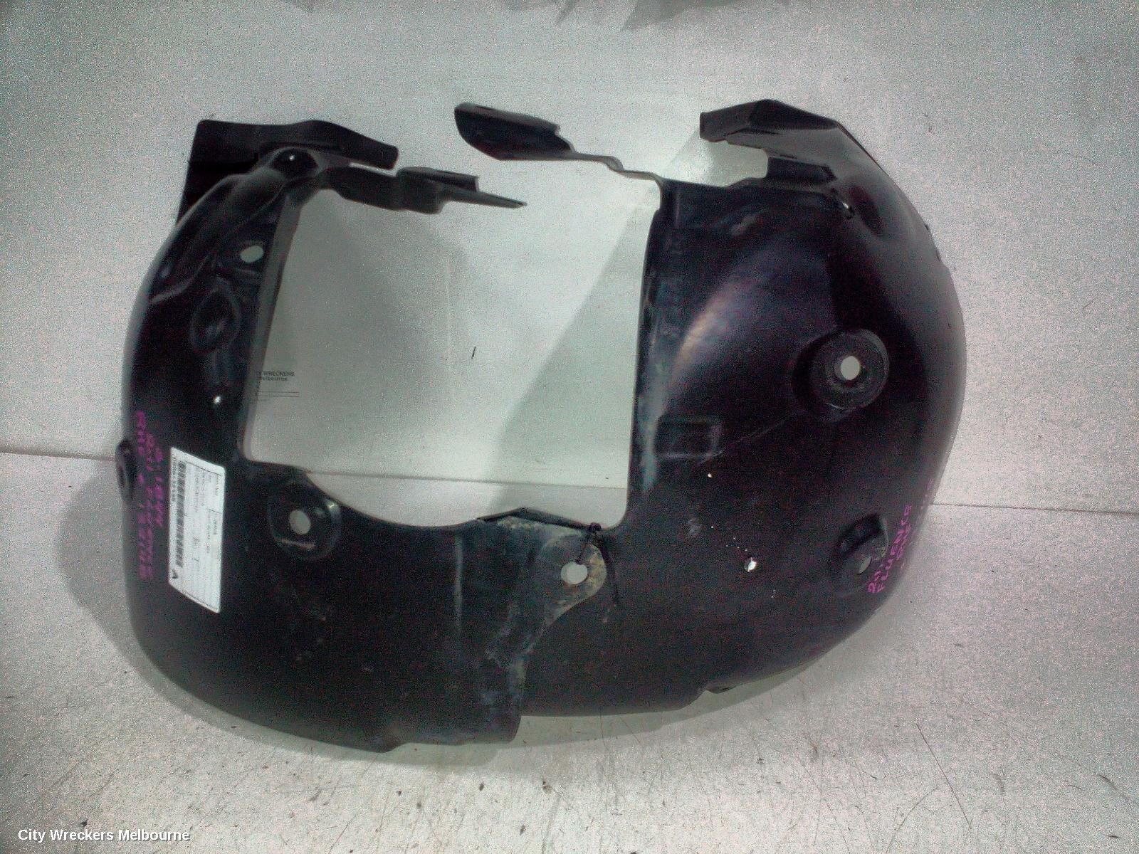 RENAULT FLUENCE 2011 Right Guard Liner