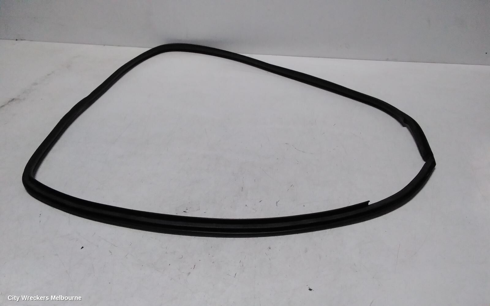 TOYOTA COROLLA 2019 Door/Tailgate Seal
