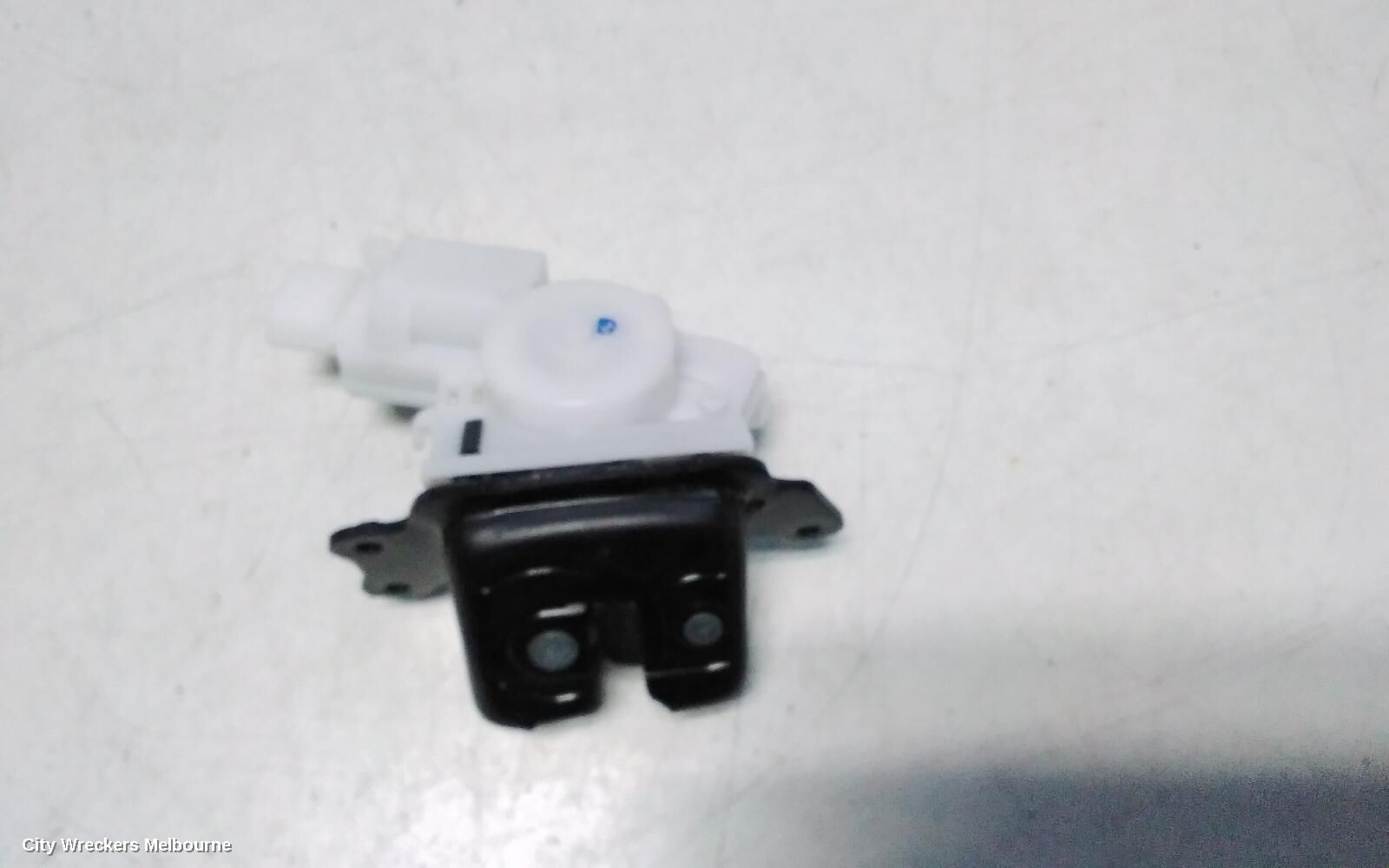 TOYOTA COROLLA CROSS 2023 Door/Boot/Gate Lock