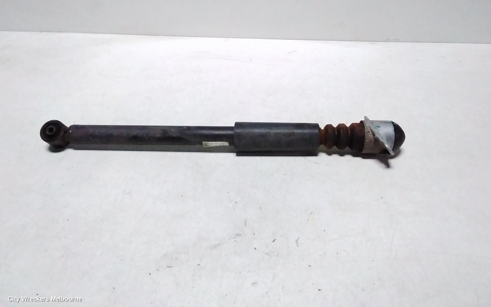 VOLKSWAGEN POLO 2013 Left Rear Strut