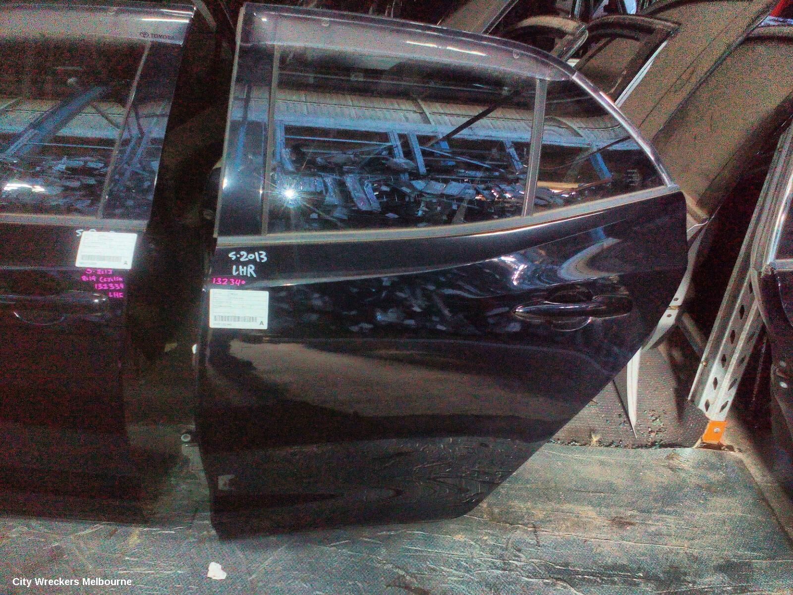TOYOTA COROLLA 2019 Left Rear Door/Sliding