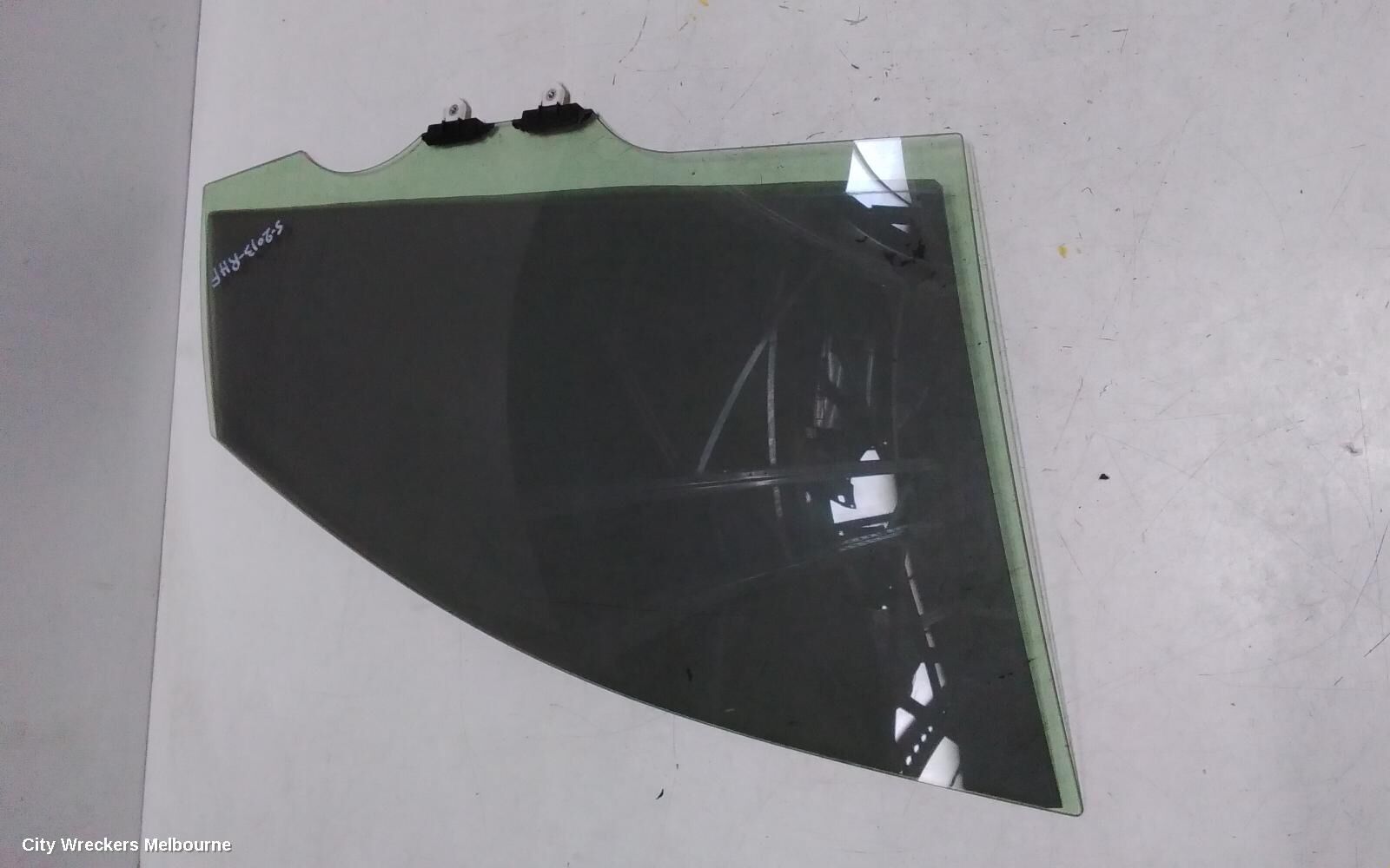 TOYOTA COROLLA 2019 Right Front Door Window