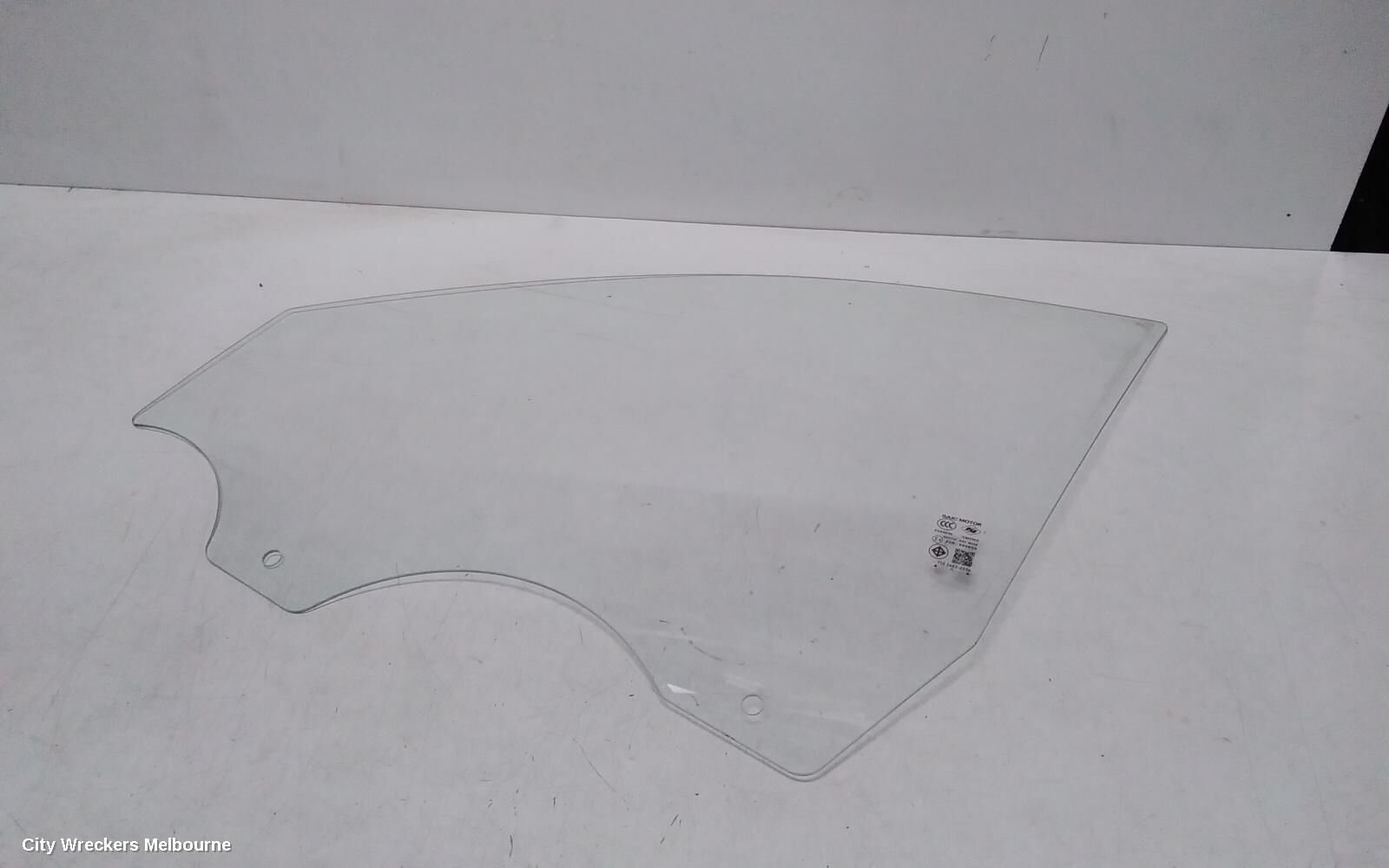 MG HS 2022 Left Front Door Window