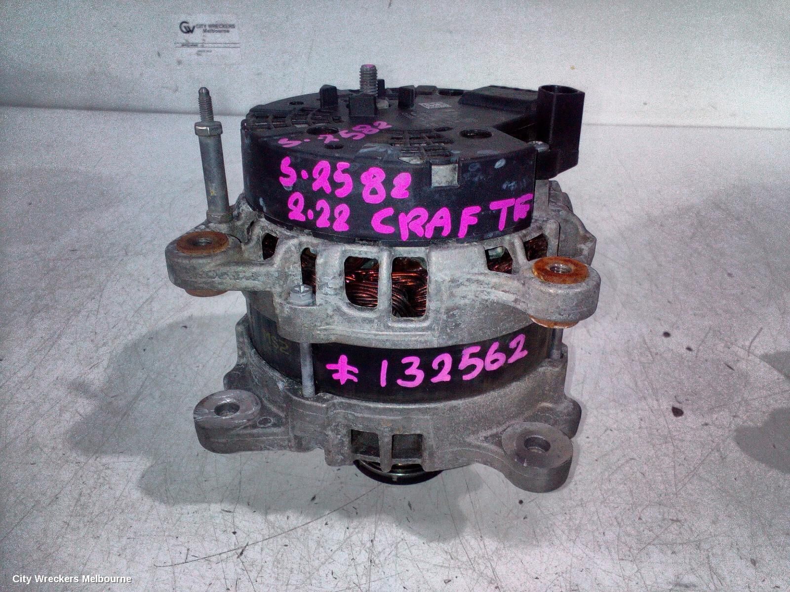 VOLKSWAGEN CRAFTER 2022 Alternator